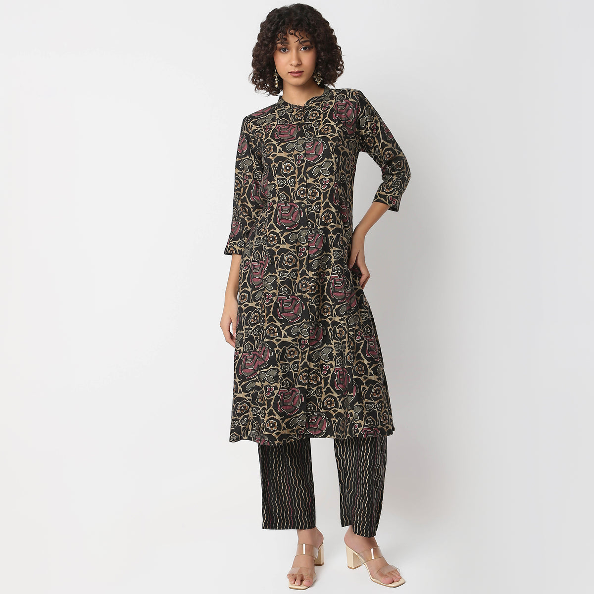 Straight Fit Printed Kurta with Pyjama Set