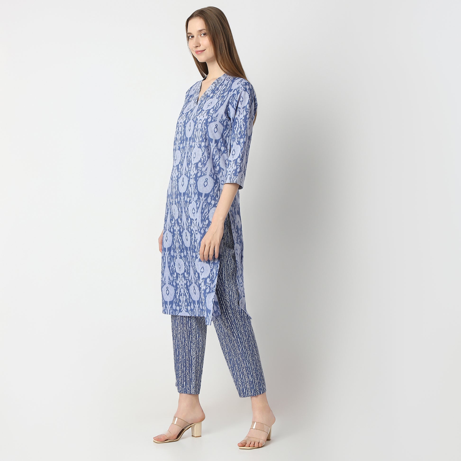 Regular Fit Printed V Neck Kurta with Pant Set