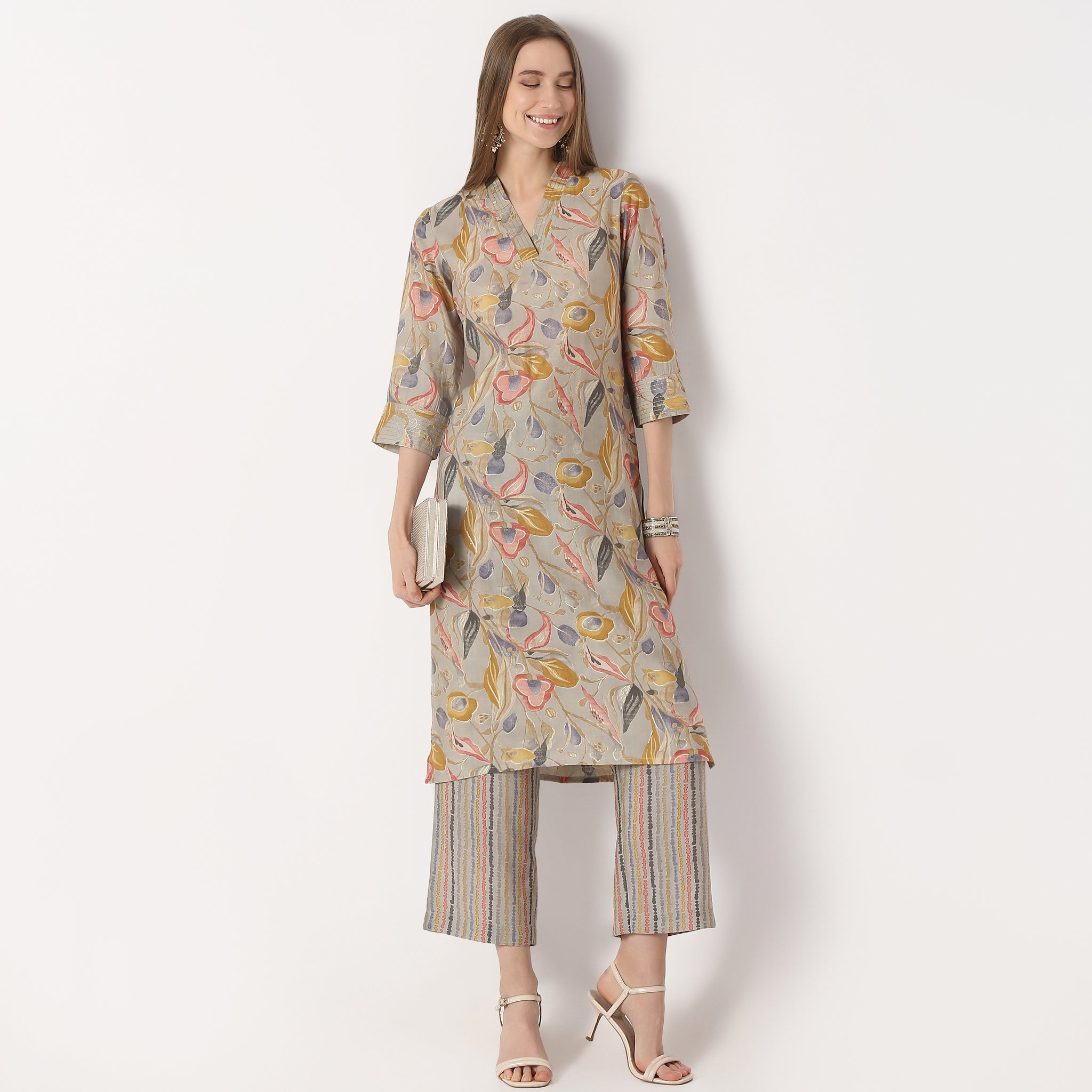 Regular Fit Printed V Neck Kurta with Pant Set