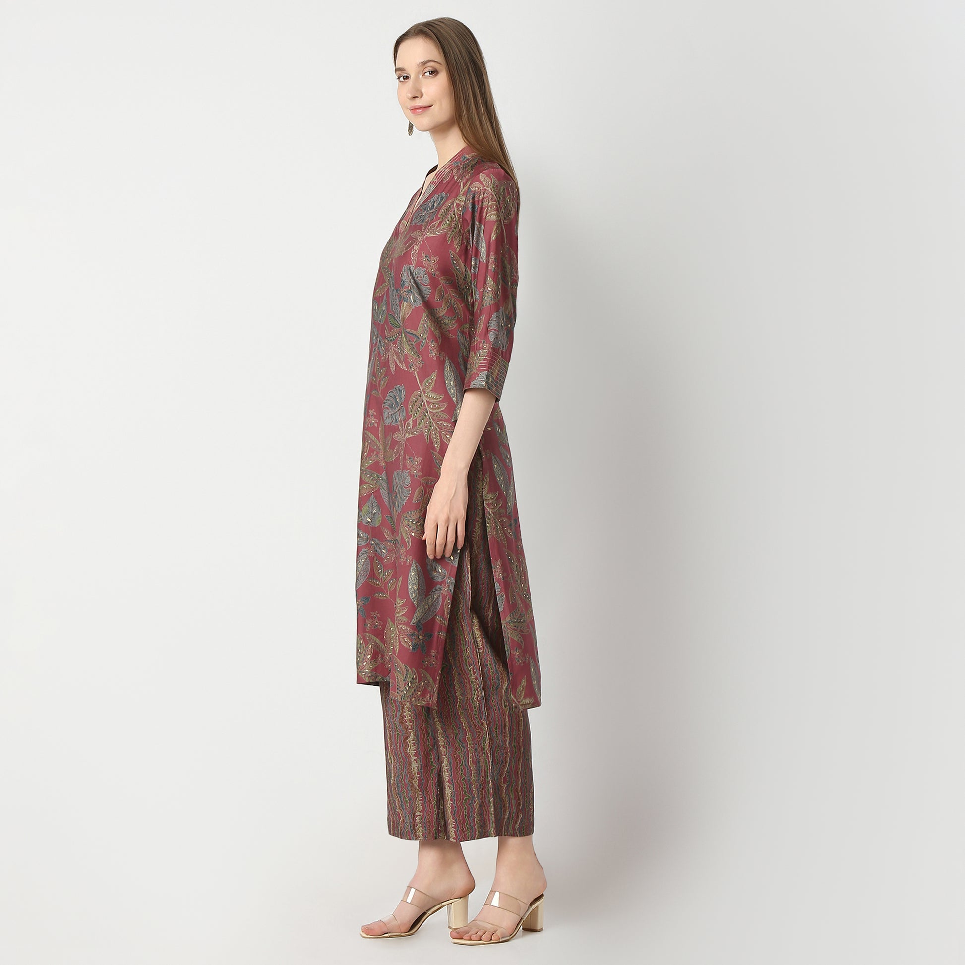 Regular Fit Printed V Neck Kurta with Pant Set