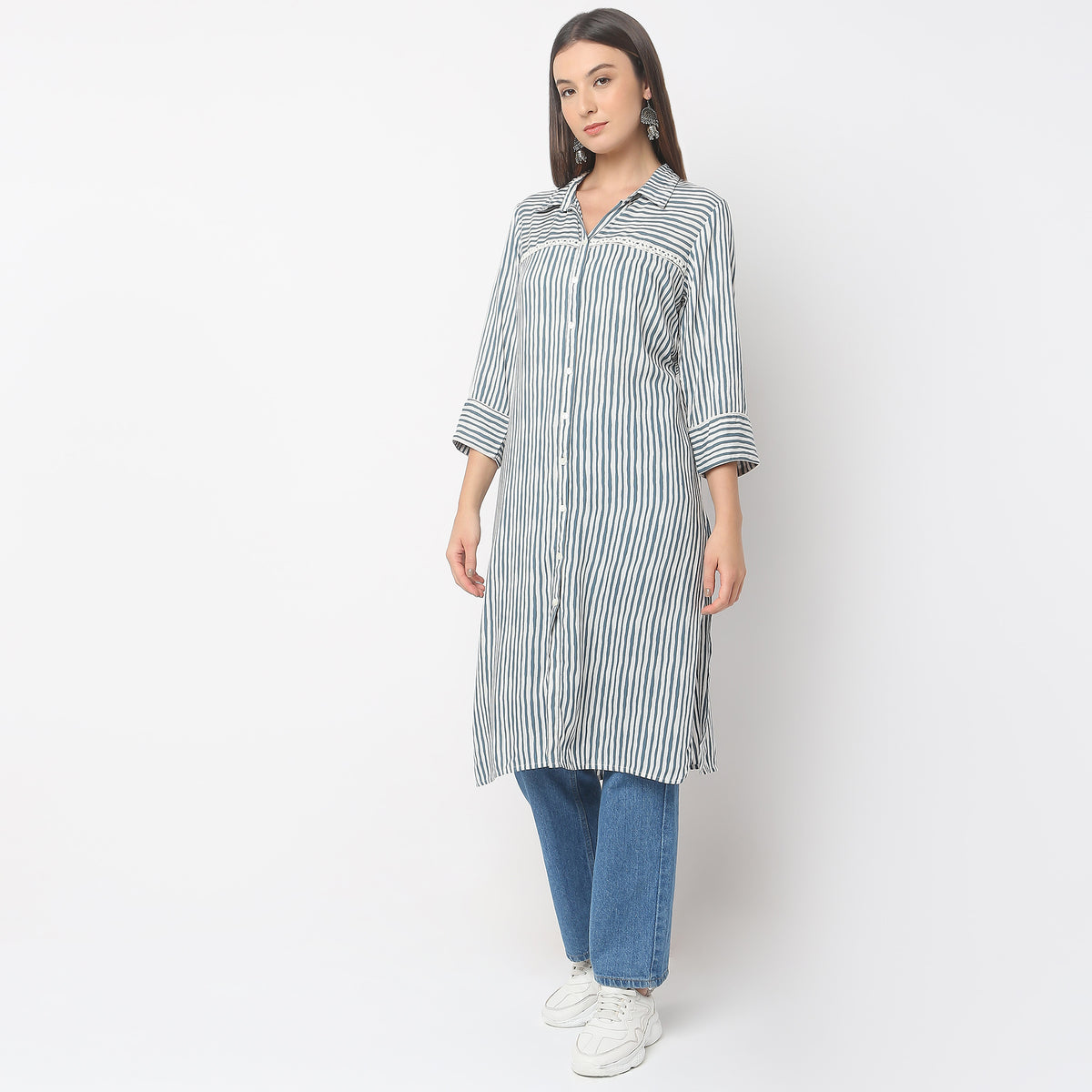 Straight Fit Striped Kurta