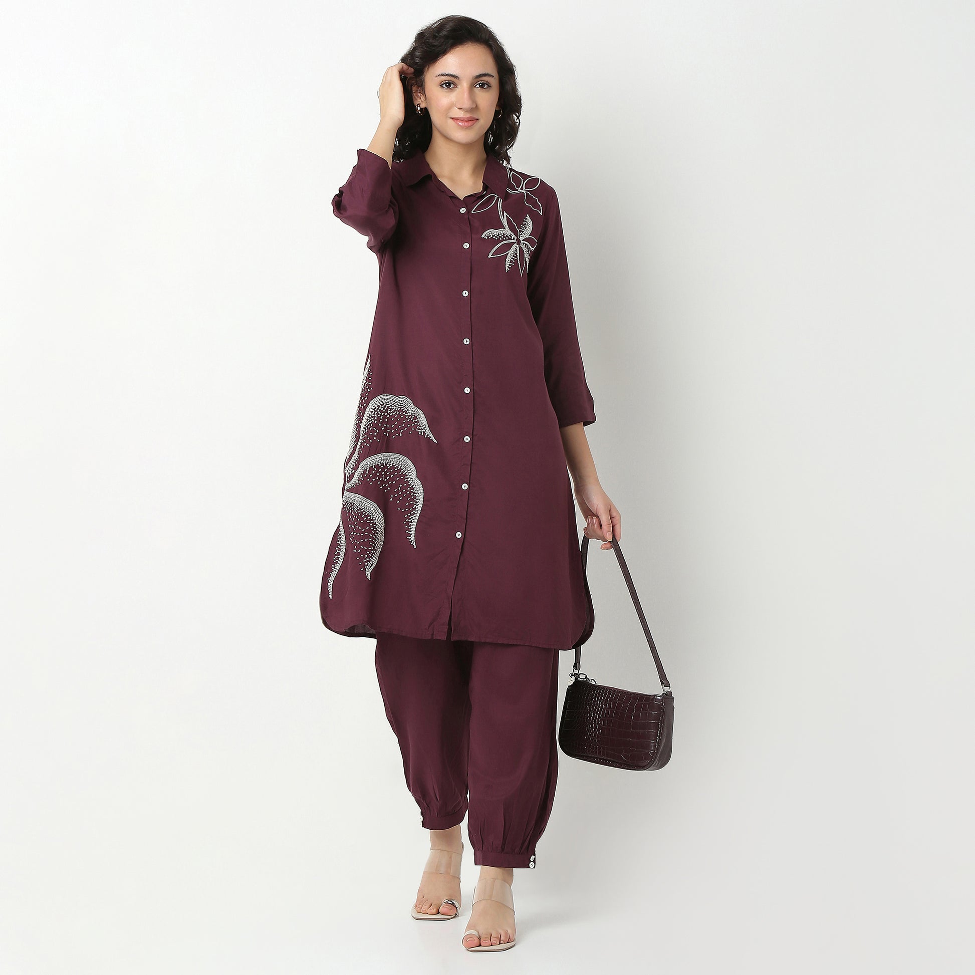 Embroidered Viscose Kurta, Knee Length