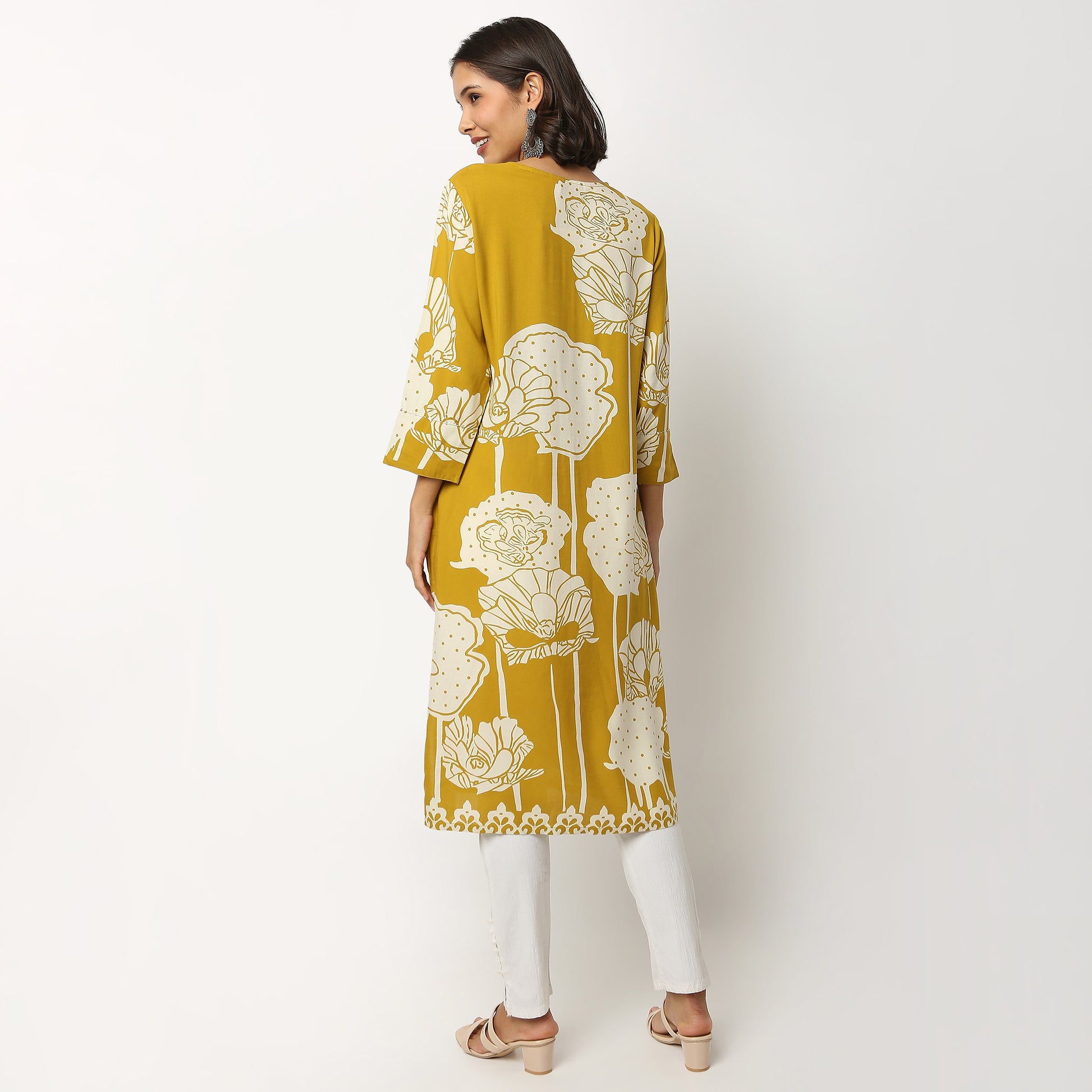 Buy Women Straight Fit Printed Three-Fourth Sleeve Kurta  - Style Union