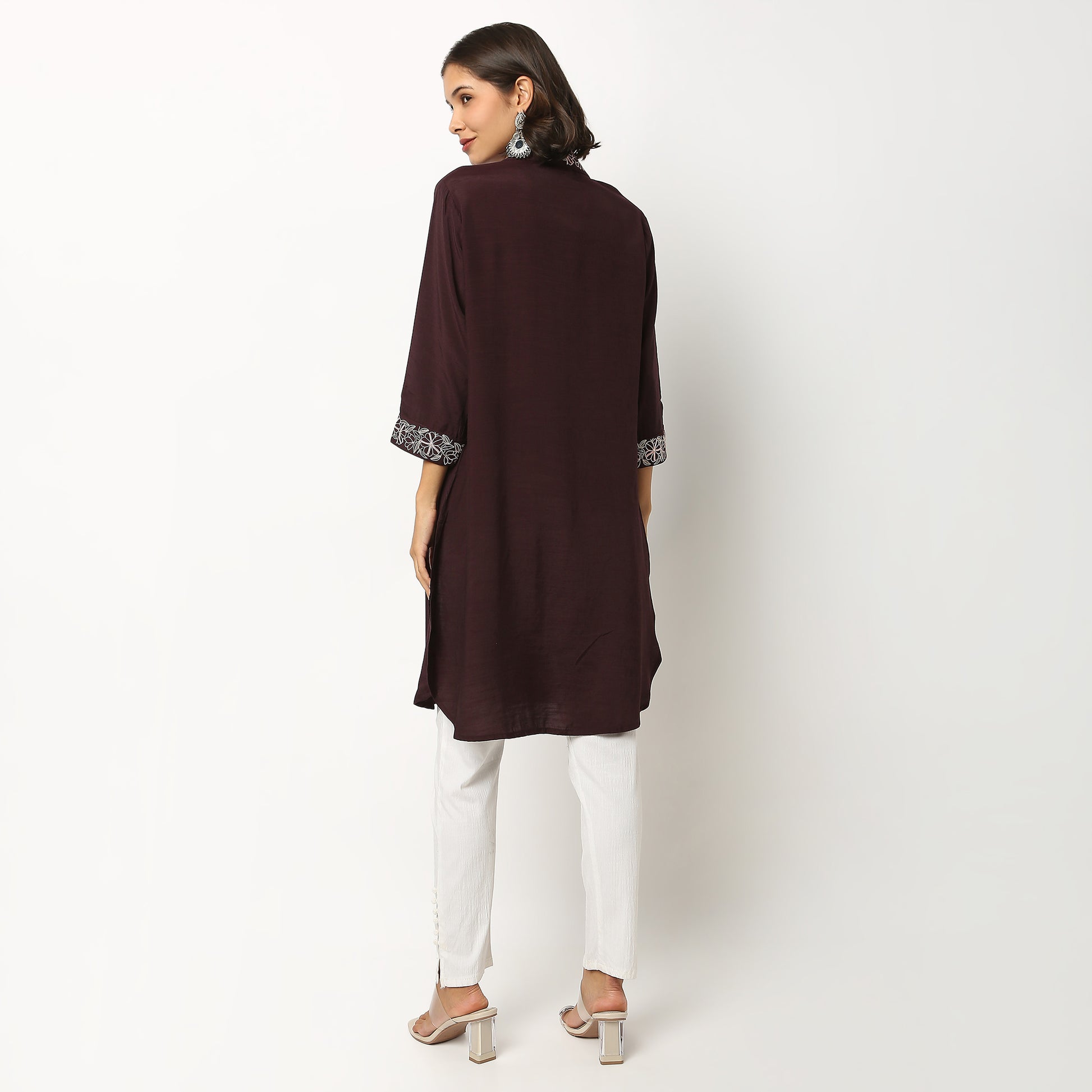 Buy Women Straight Fit Embroidered Three-Fourth Sleeve Kurta  - Style Union