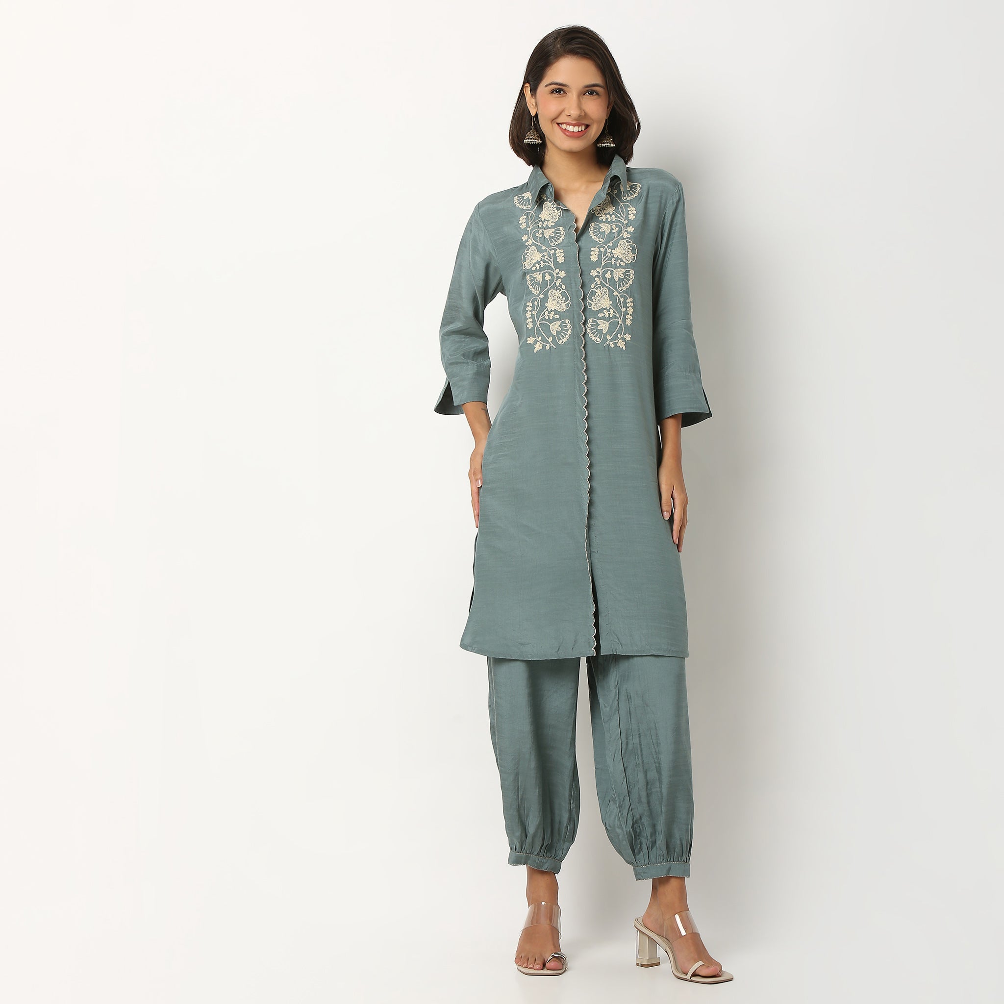 Embroidered Viscose Kurta, Knee Length