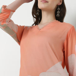 V-Neck Printed Straight Kurta