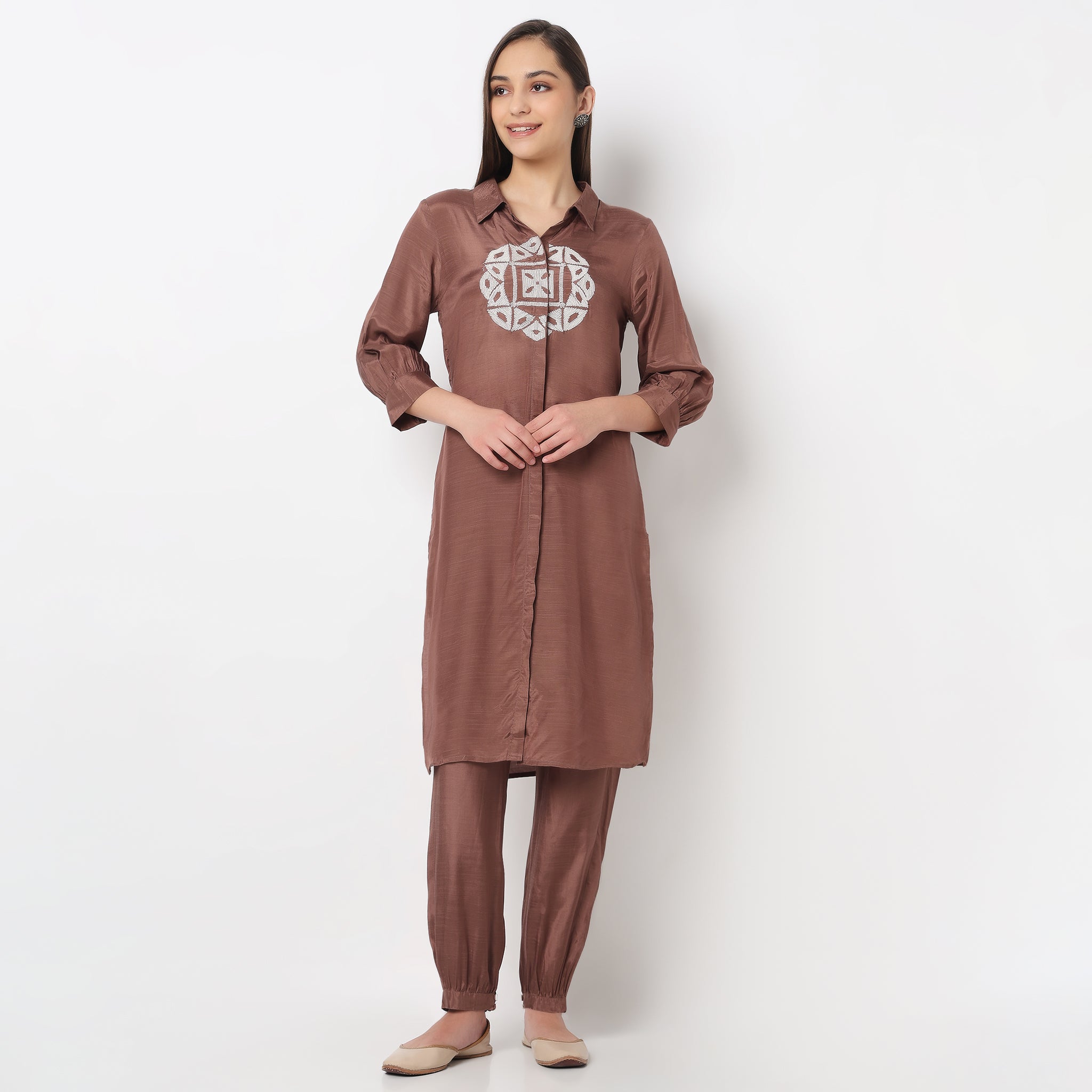 Motifs Knee Length Straight Kurta