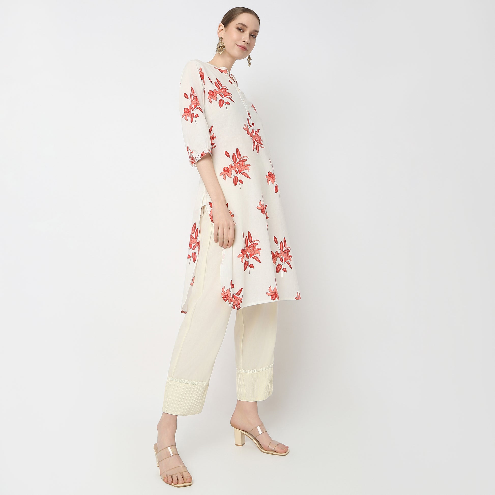 Straight Fit Solid Mid Rise Pants