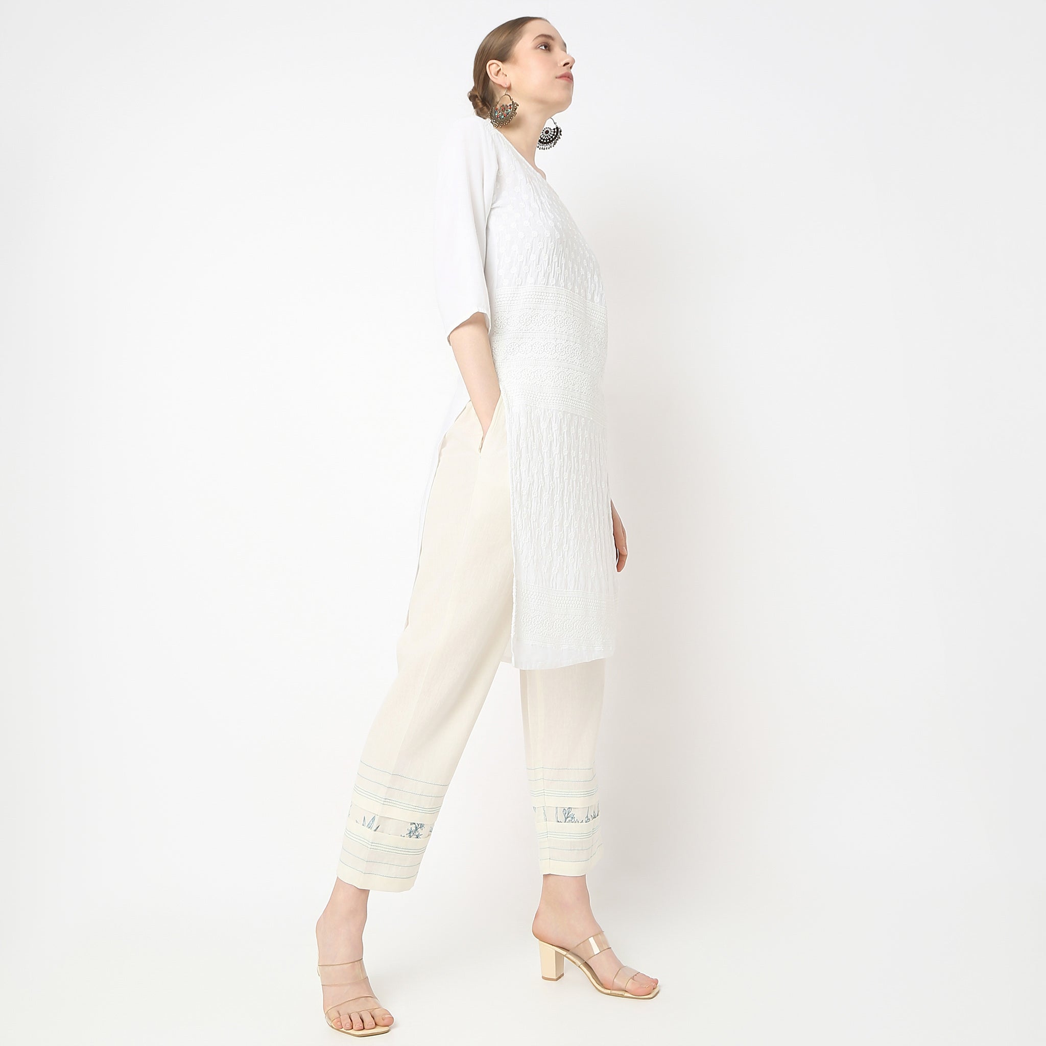 Straight Fit Printed Mid Rise Pants