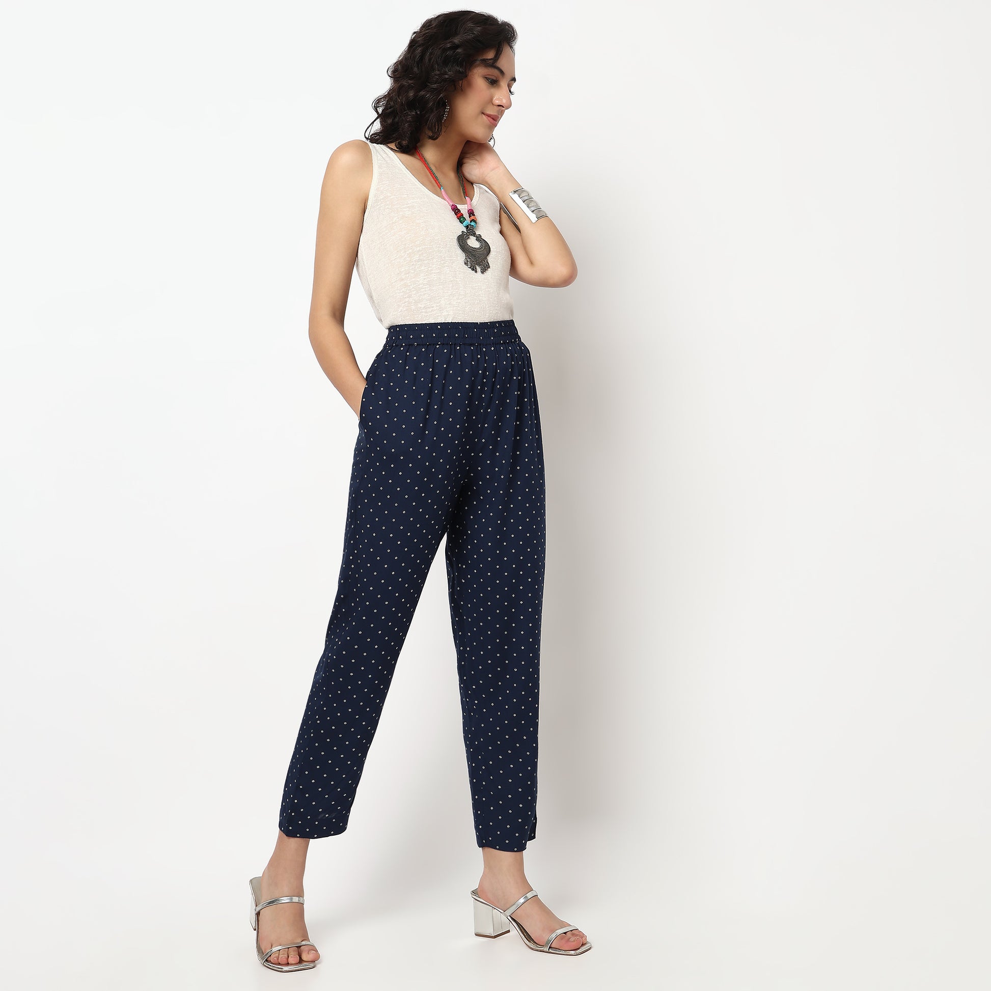Buy Women Straight Fit Printed Ankle Length Mid Rise Pants  - Style Union
