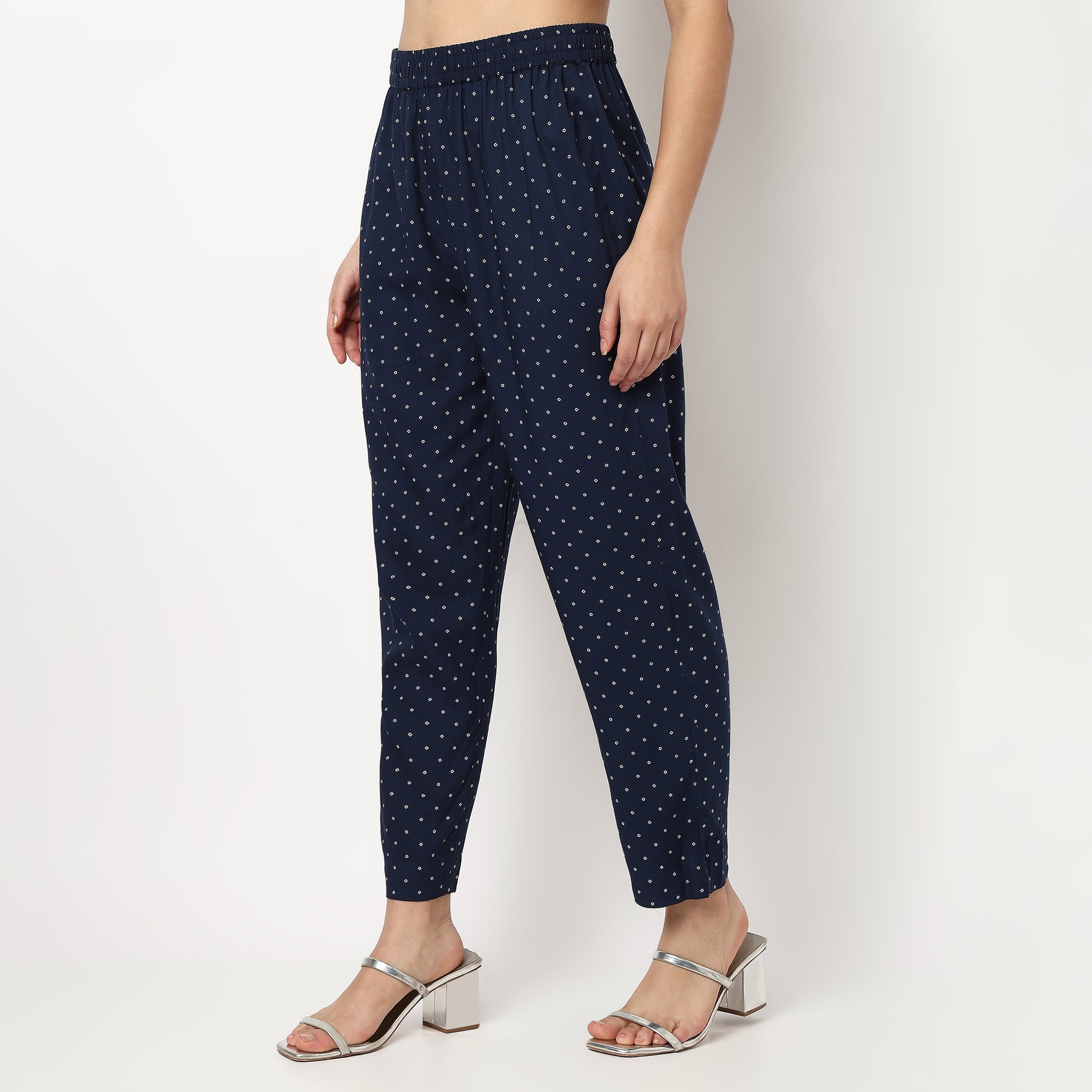 Buy Women Straight Fit Printed Ankle Length Mid Rise Pants  - Style Union