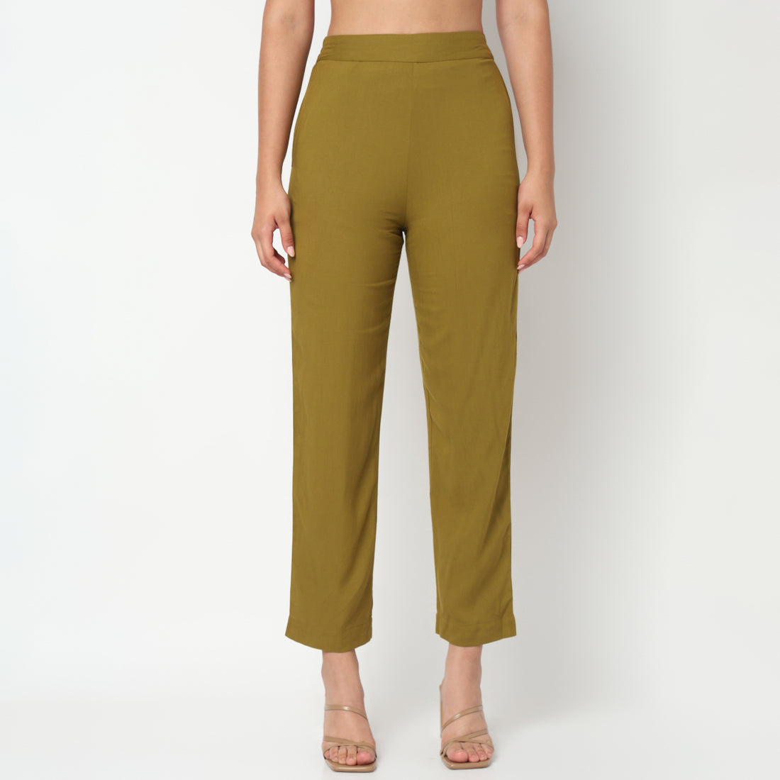 Straight Fit Solid Mid Rise Pants