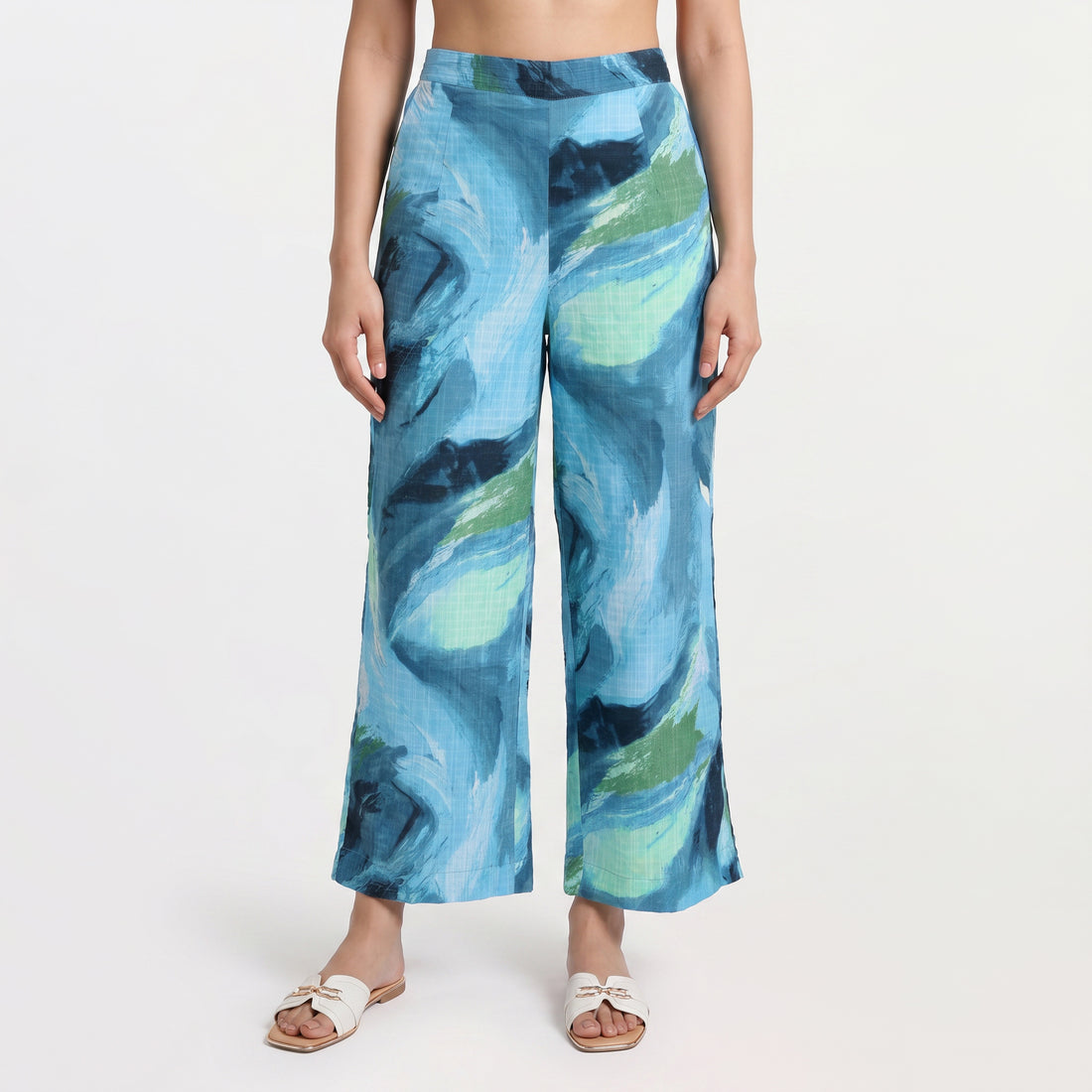 Printed Straight Mid Rise Pants