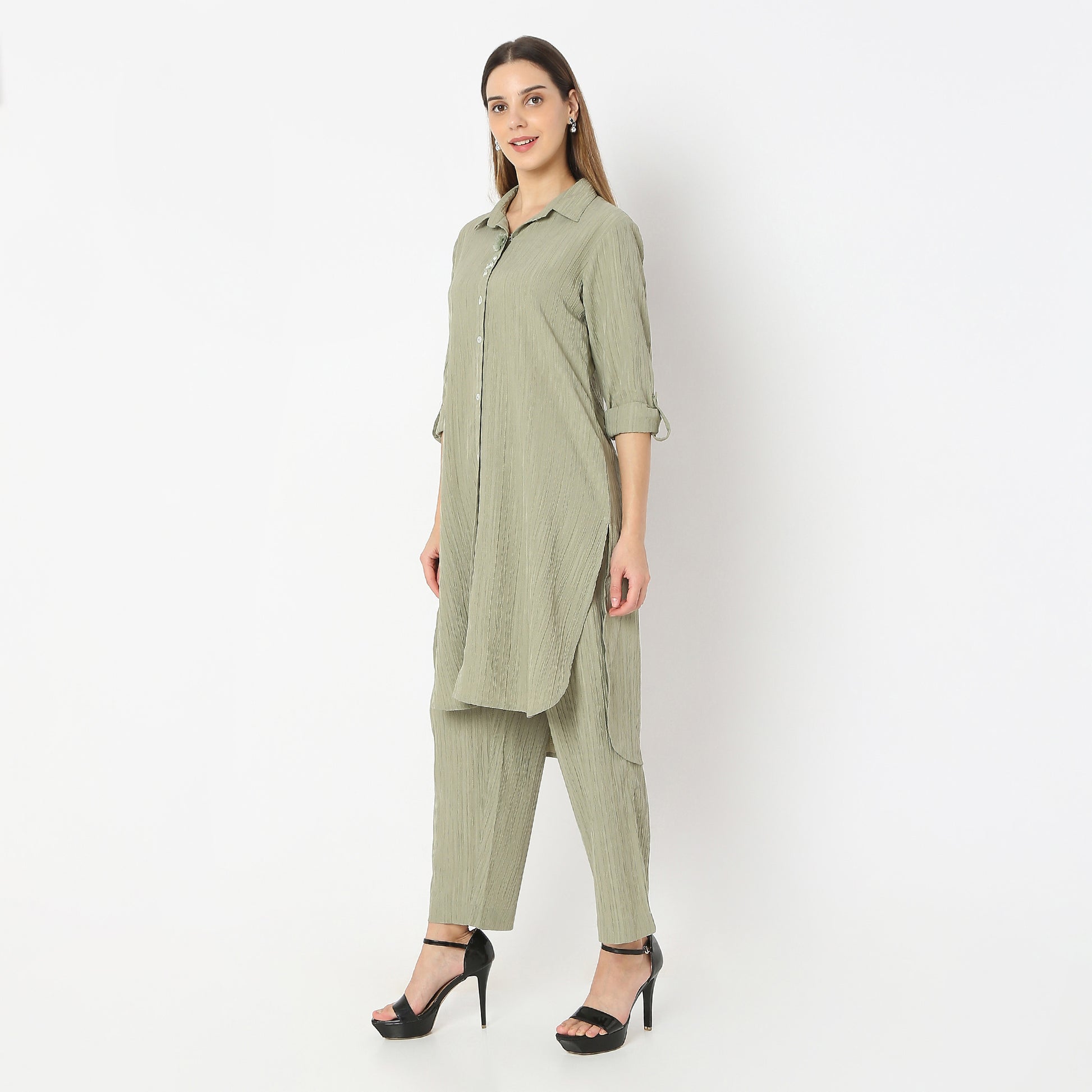 Straight Fit Collar Coordinated Code Kurta with Pant Set