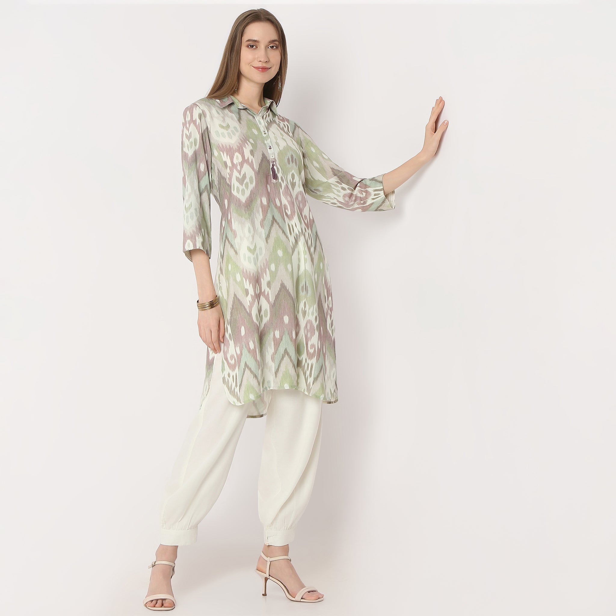 Straight Fit Printed Shirt Collar Kurta with Pant Set