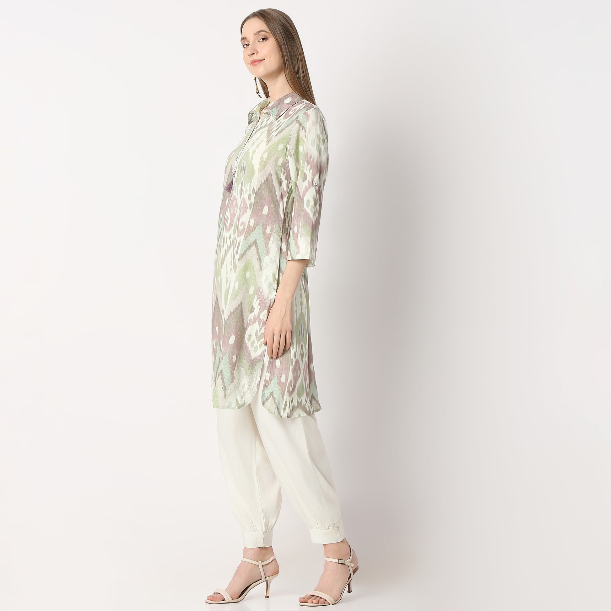 Straight Fit Printed Shirt Collar Kurta with Pant Set