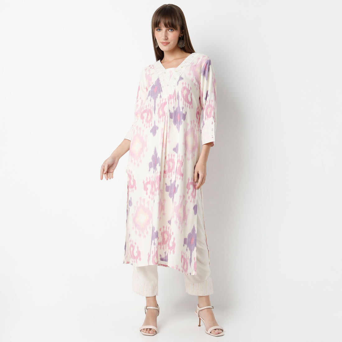 Straight Fit Printed V Neck Kurta with Pant Set