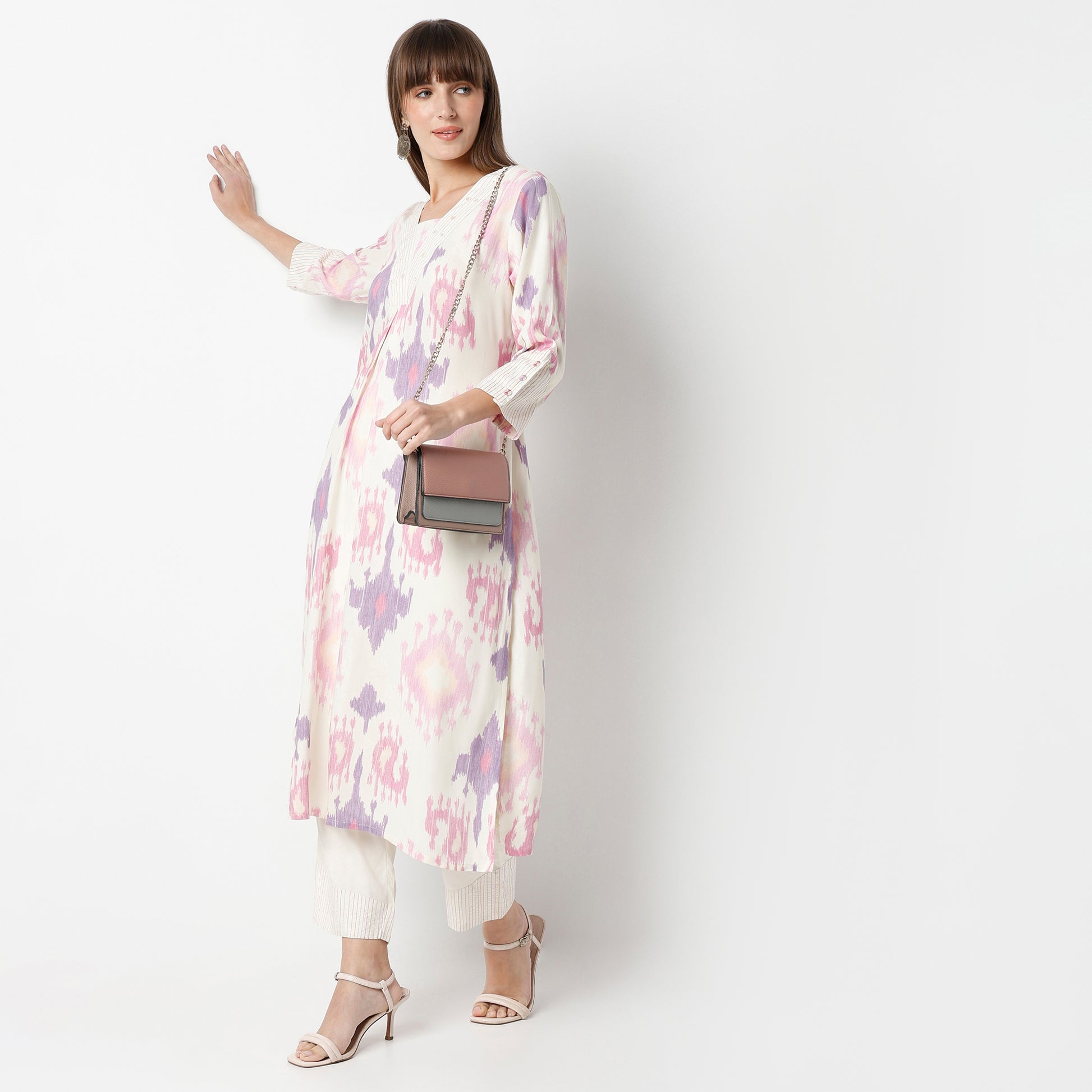 Straight Fit Printed V Neck Kurta with Pant Set