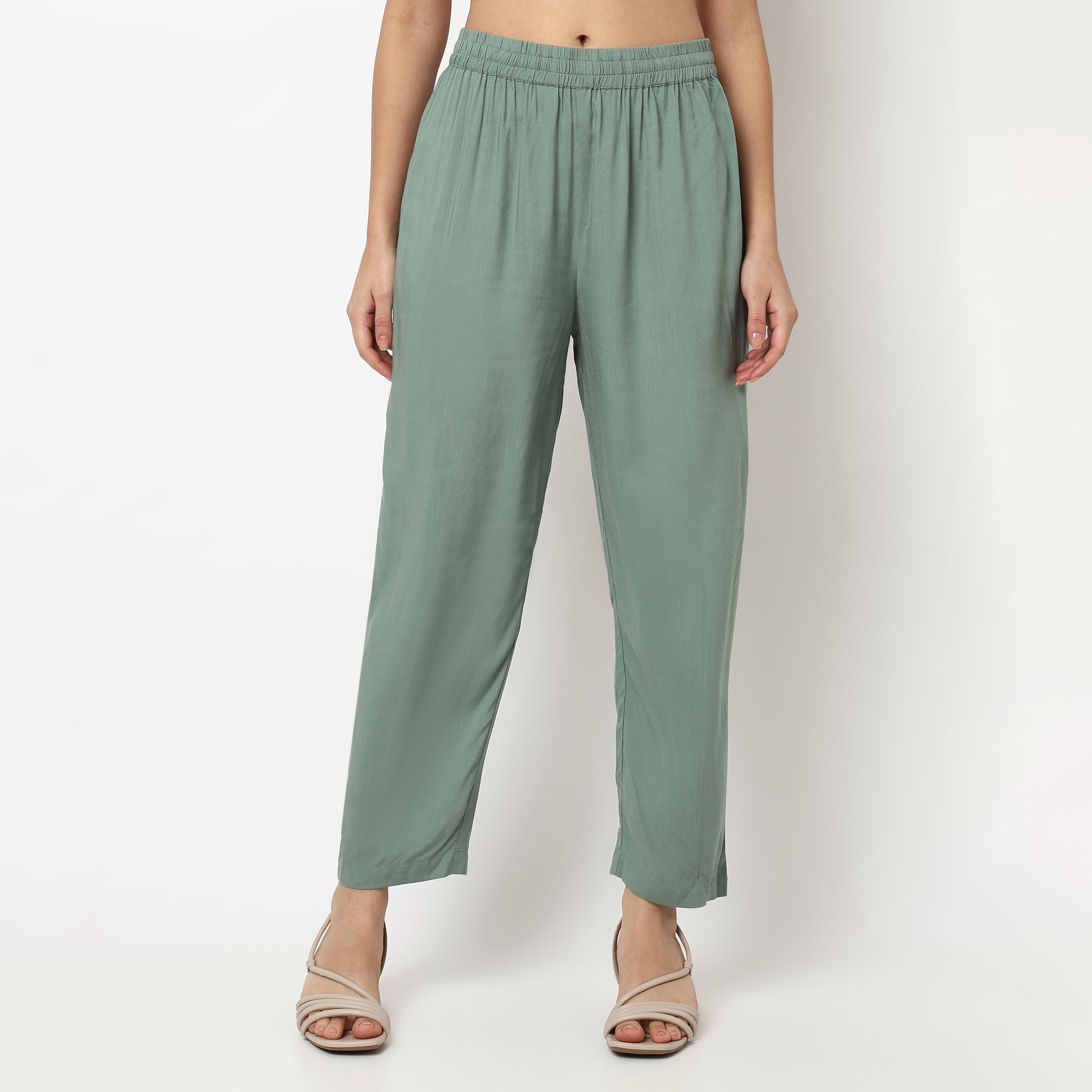 Buy Women Straight Fit Solid Three-Fourth Sleeve Kurta with Pant Set  - Style Union