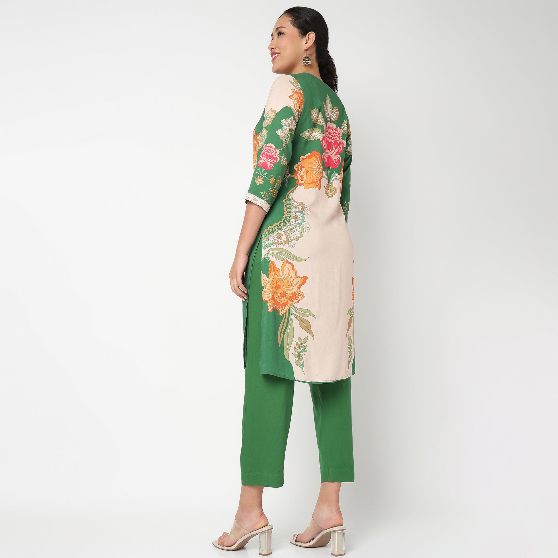 Printed V Neck Kurta and Pant Cord set