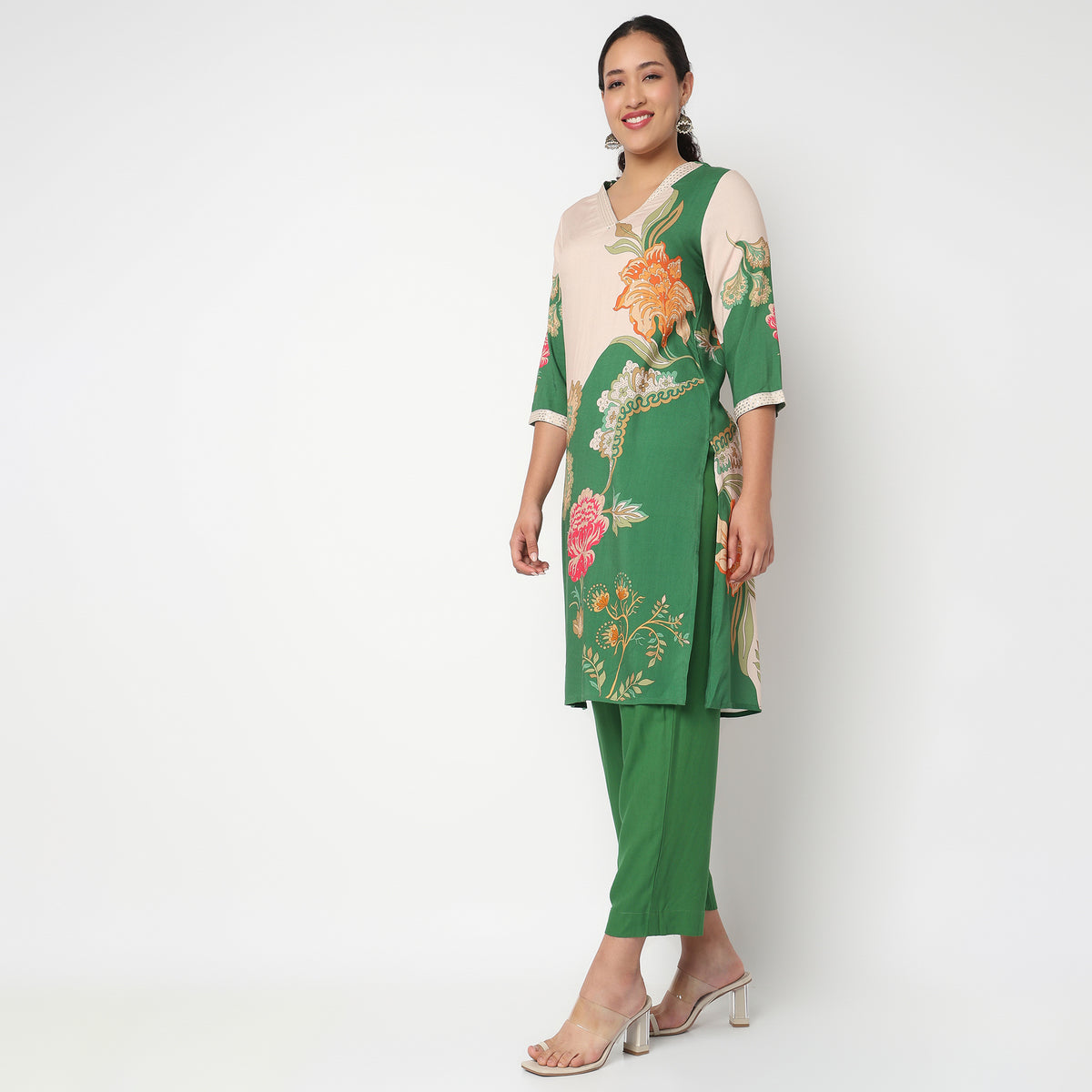 Printed V Neck Kurta and Pant Cord set
