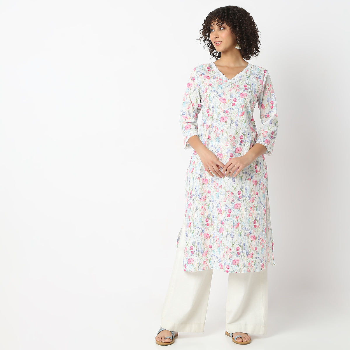 Straight Fit Printed V-Neck Kurta