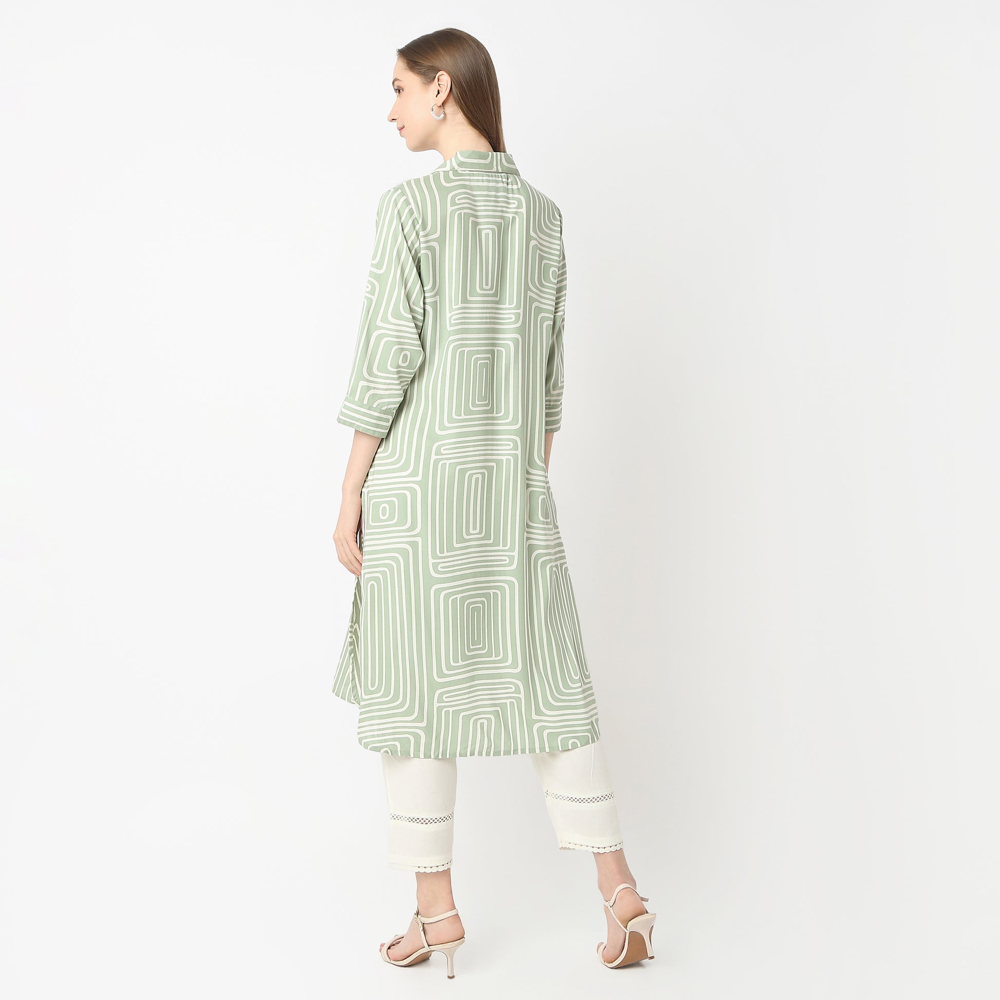 Straight Fit Printed Kurta