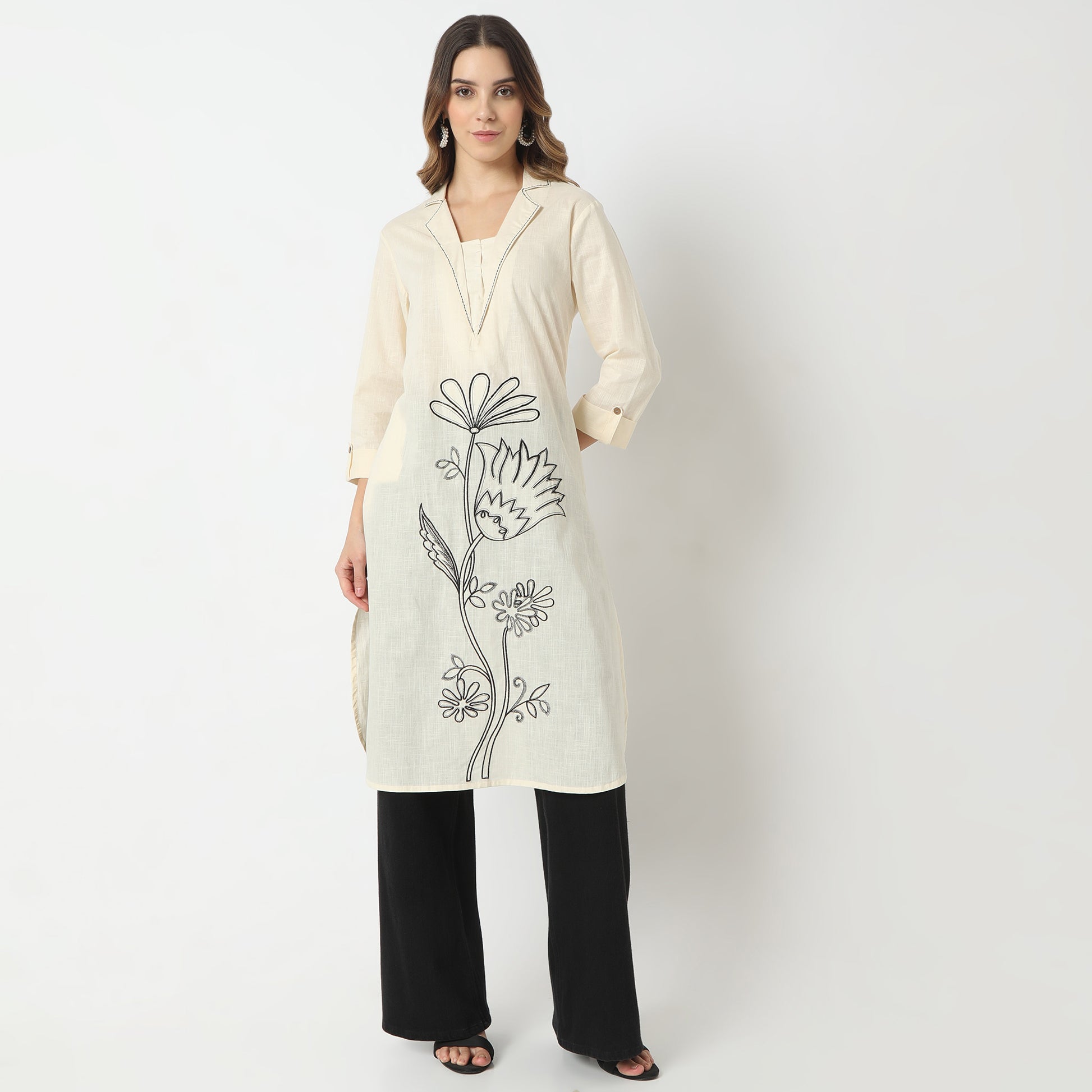 Straight Fit Embroidered Lapel Collar Kurta