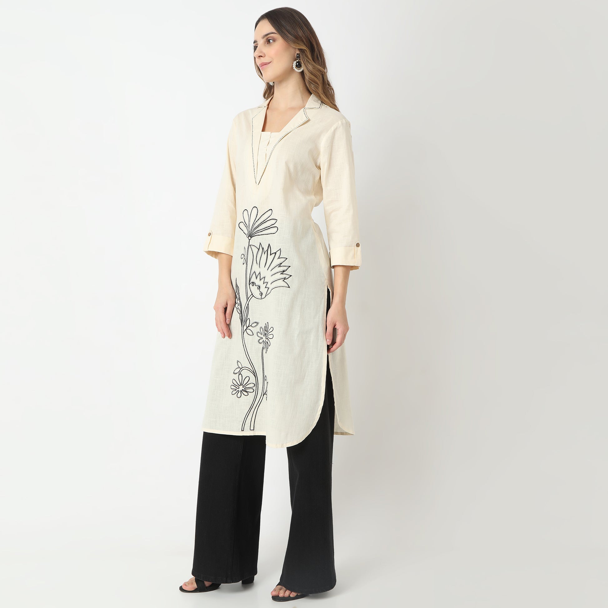 Straight Fit Embroidered Lapel Collar Kurta