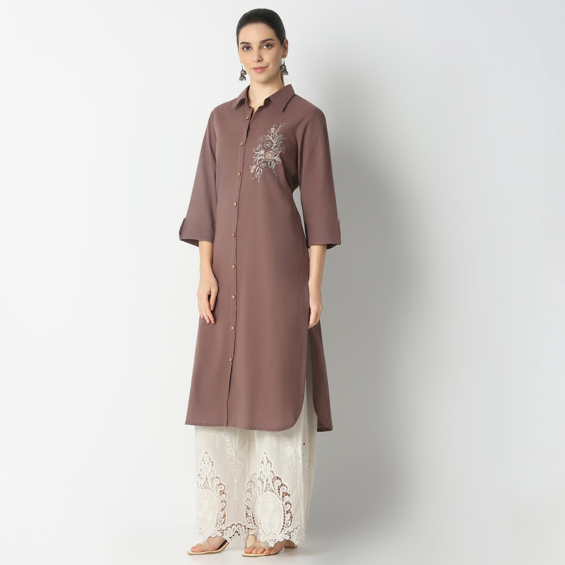 Straight Fit Embroidered Below Knee Kurta