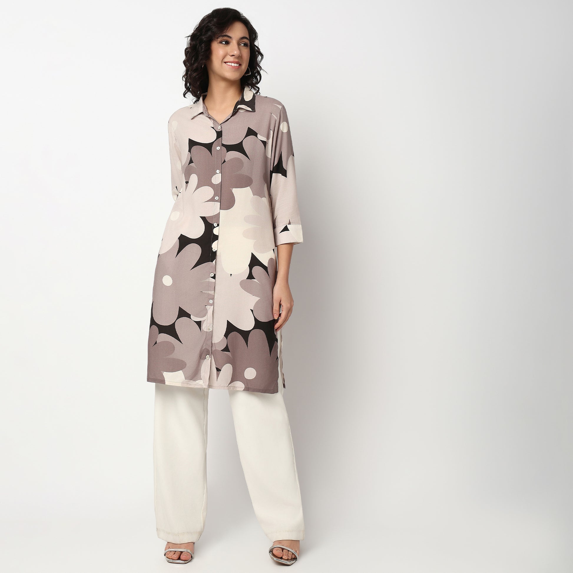 Buy Women Straight Fit Printed Three-Fourth Sleeve Kurta  - Style Union