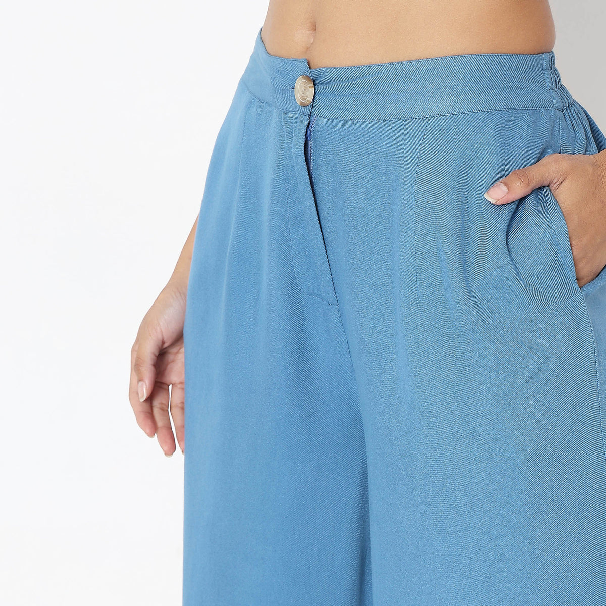 Flare Fit Solid Mid Rise Pants