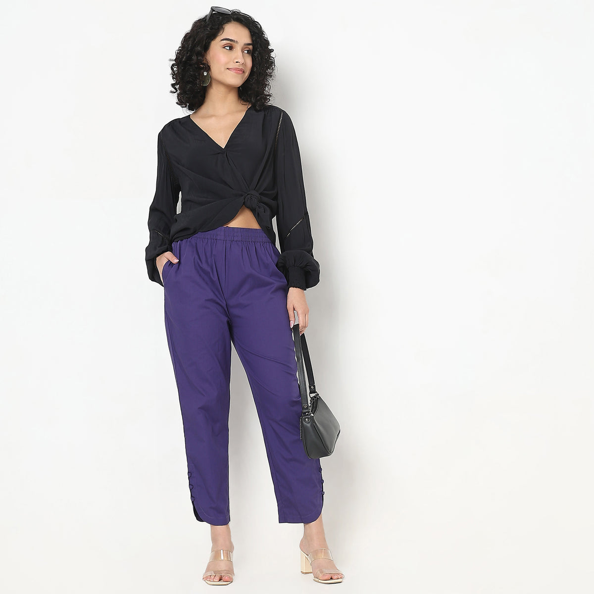 Regular Fit Solid Mid Rise Pants