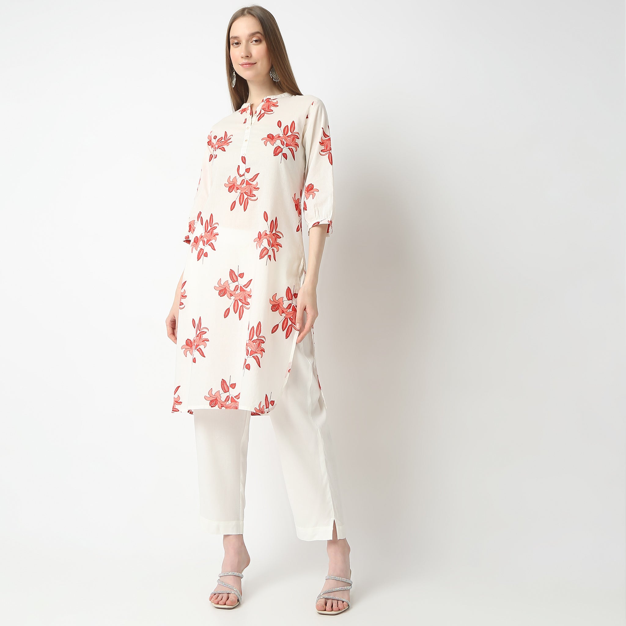 Straight Fit Solid Mid Rise Pants