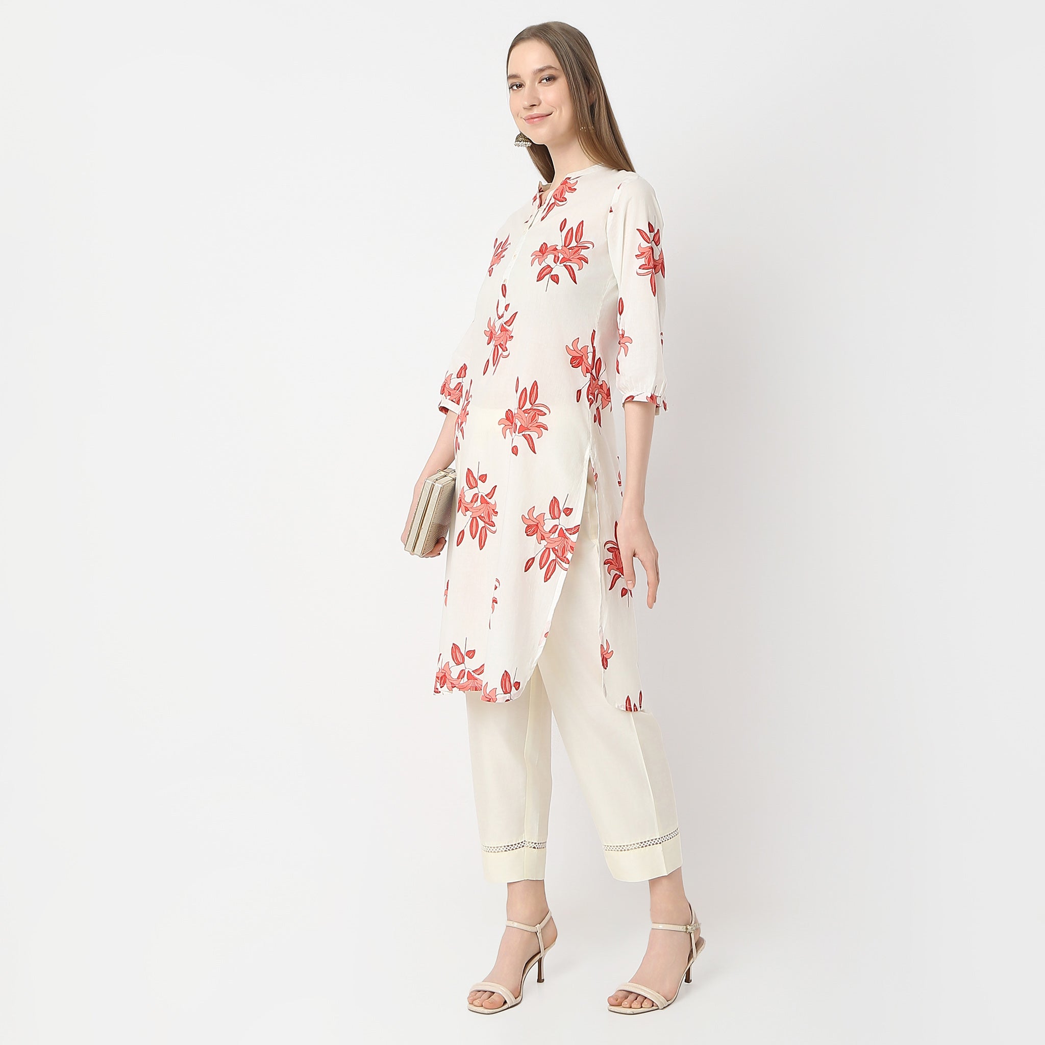 Straight Fit Solid Mid Rise Pants