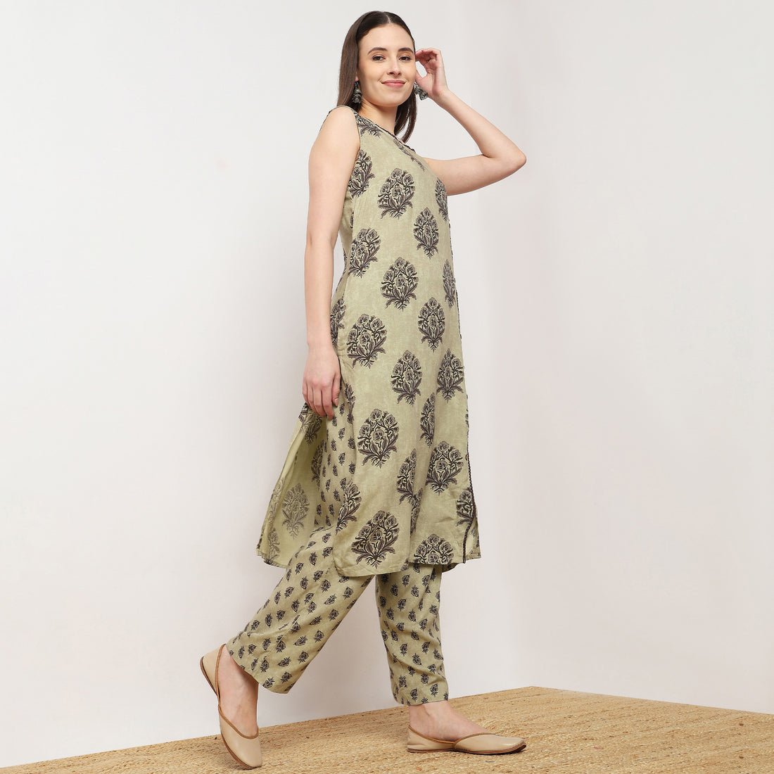 Ankle Length Printed Straight Pants