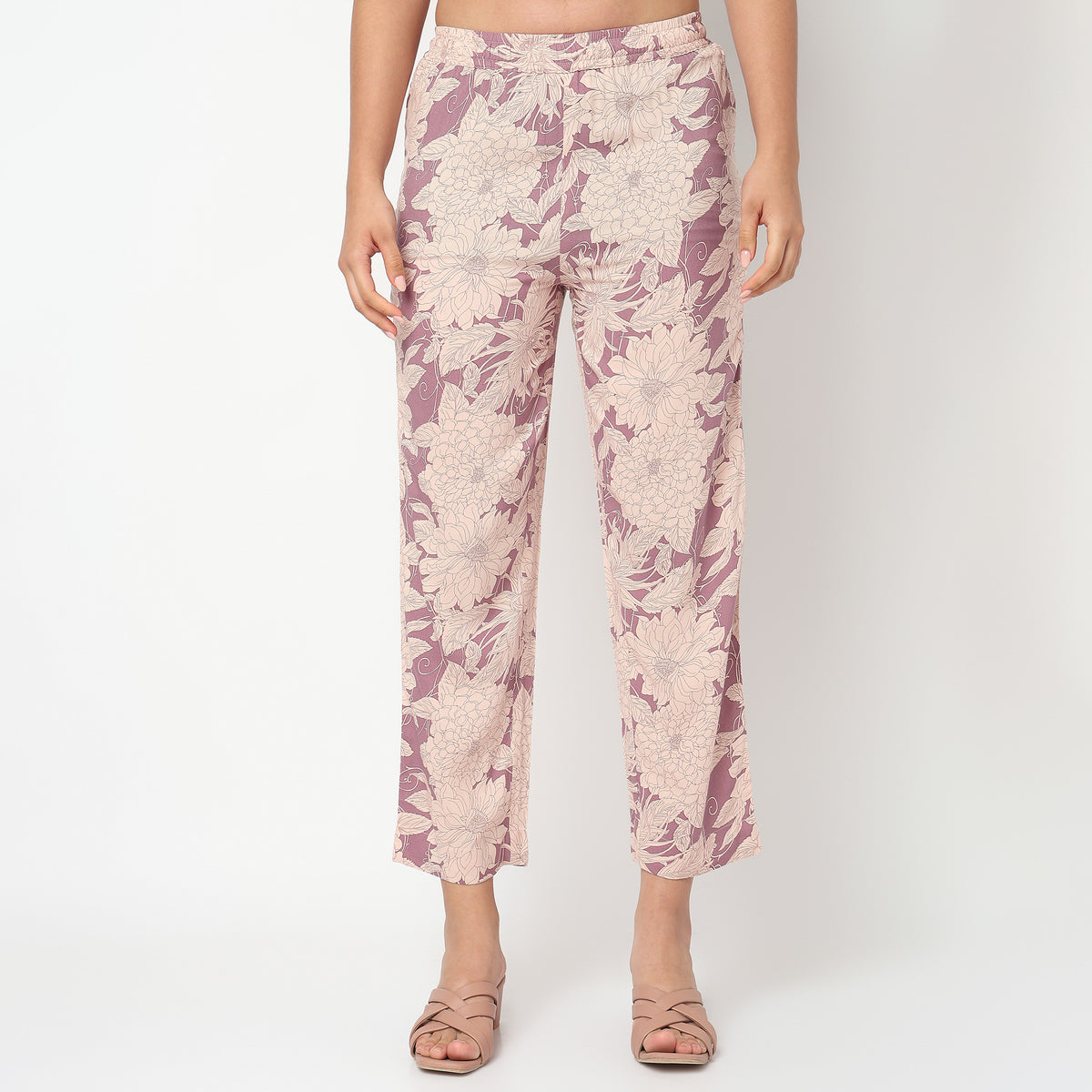 Printed Mid Rise Cord-It Pant
