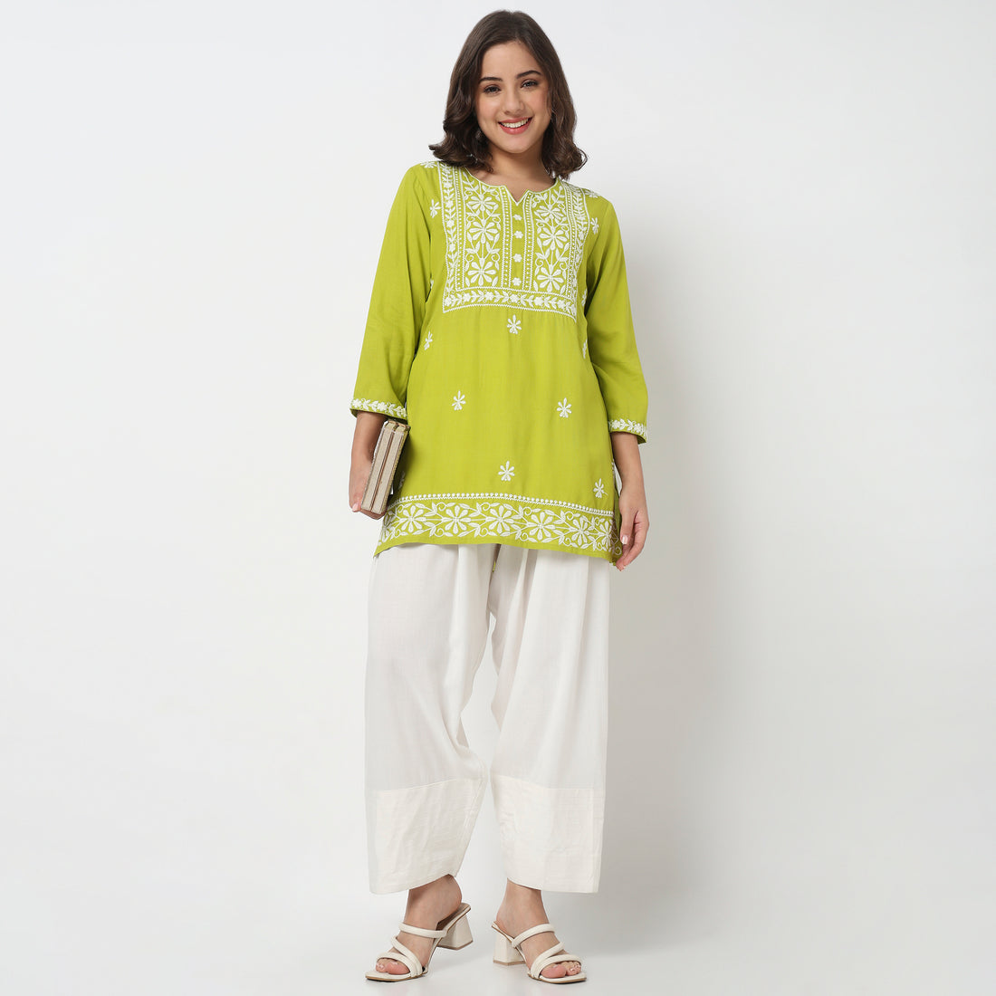 Relaxed Fit Gathered Farsi Pants