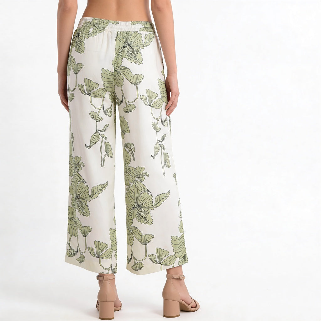 Printed Straight Fit Mid Rise Pants