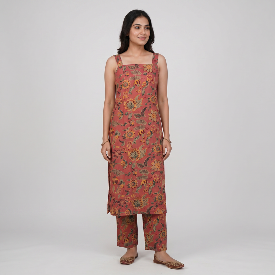Printed Straight Mid Rise Pants