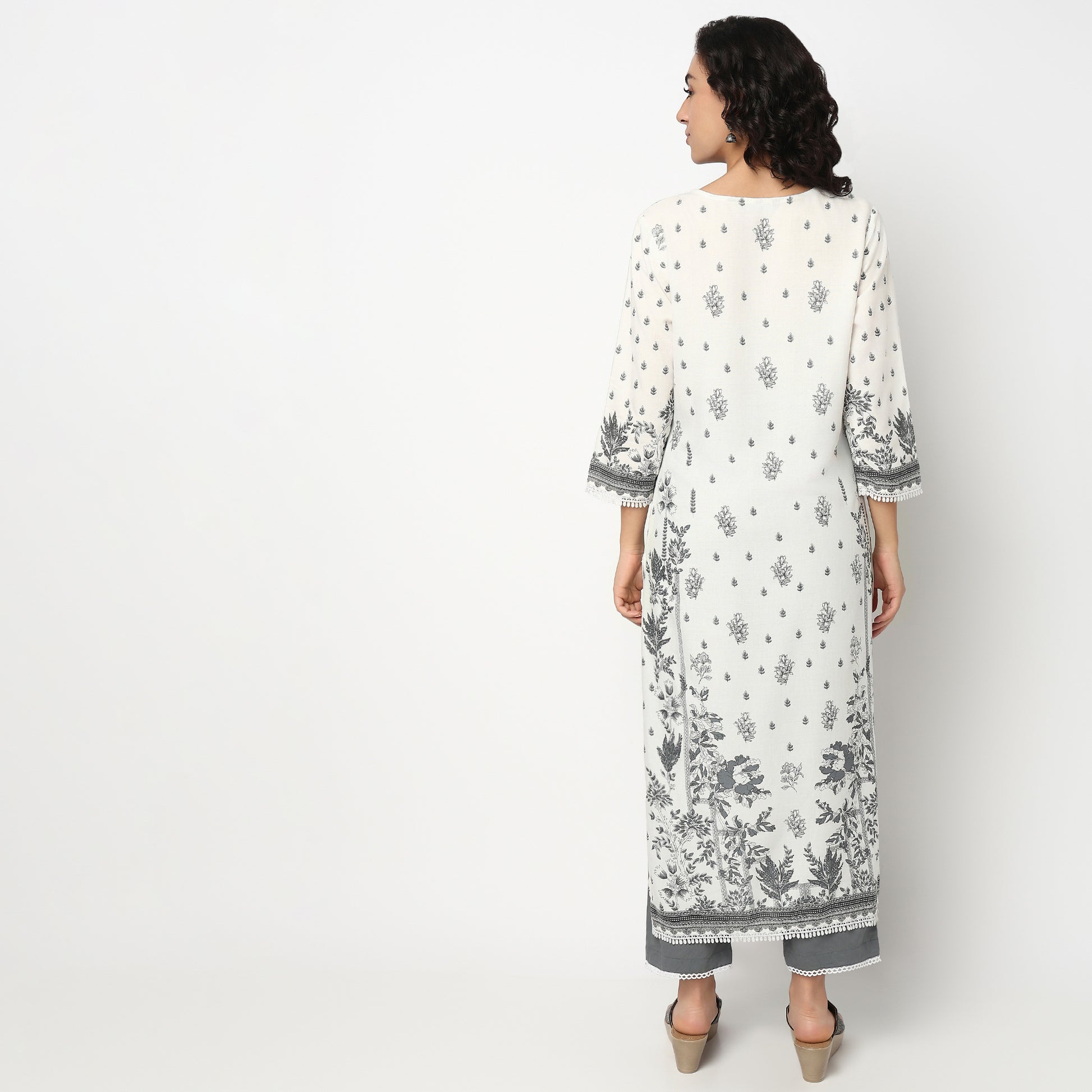 Buy Women Flare Fit Printed Three-Fourth Sleeve Kurta and Pant with Dupatta Set  - Style Union