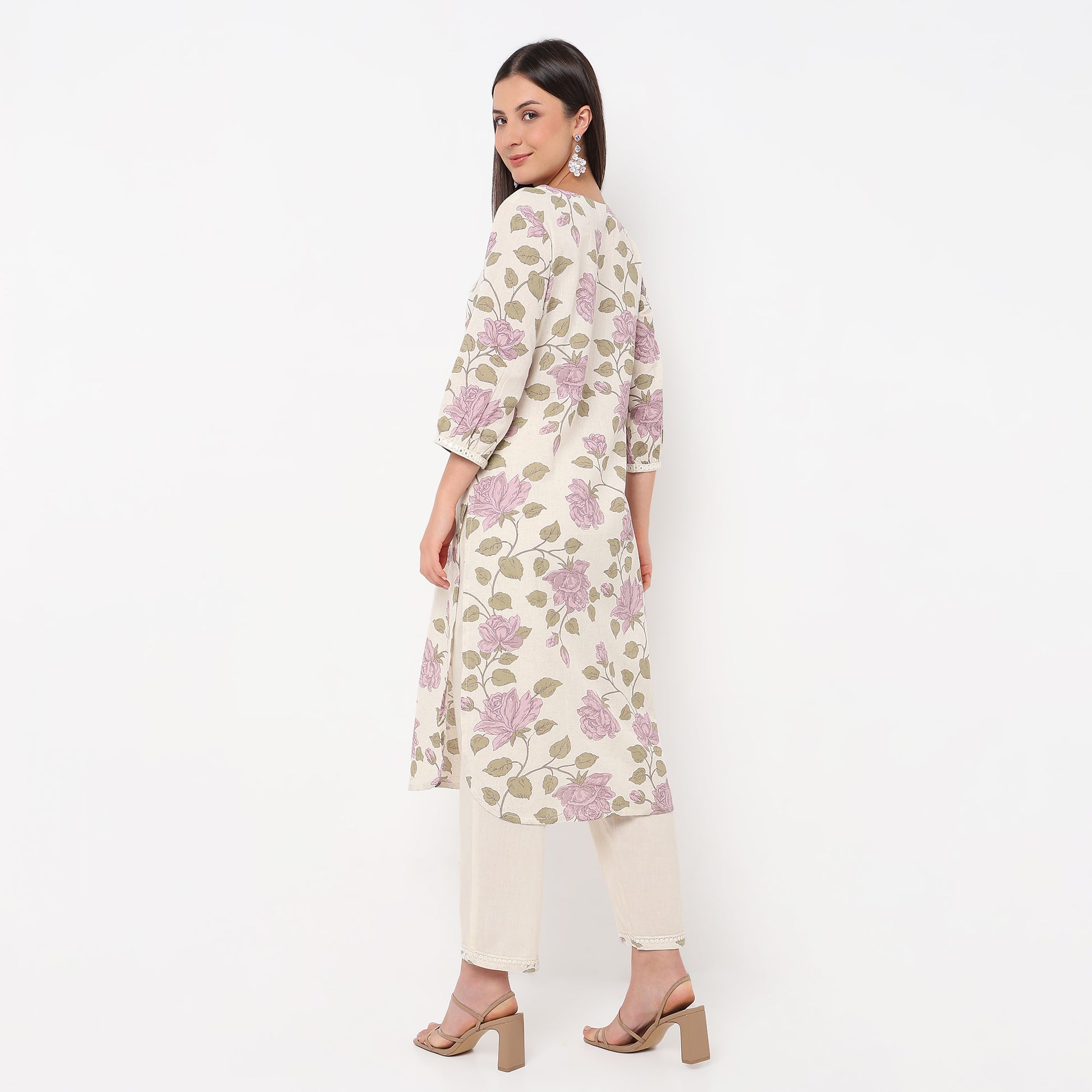 Floral Print Round Neck Kurta with Pant Set