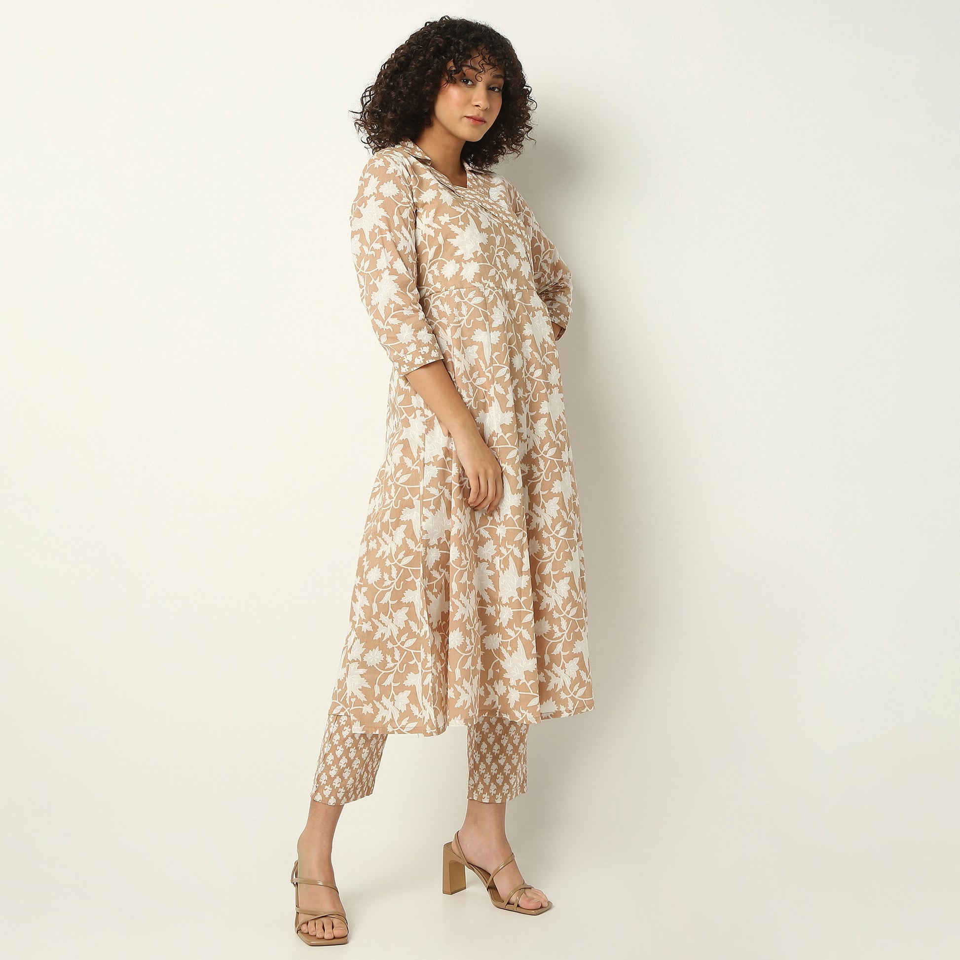 Flare Fit Printed Lapel Collar Kurta with Pant Set