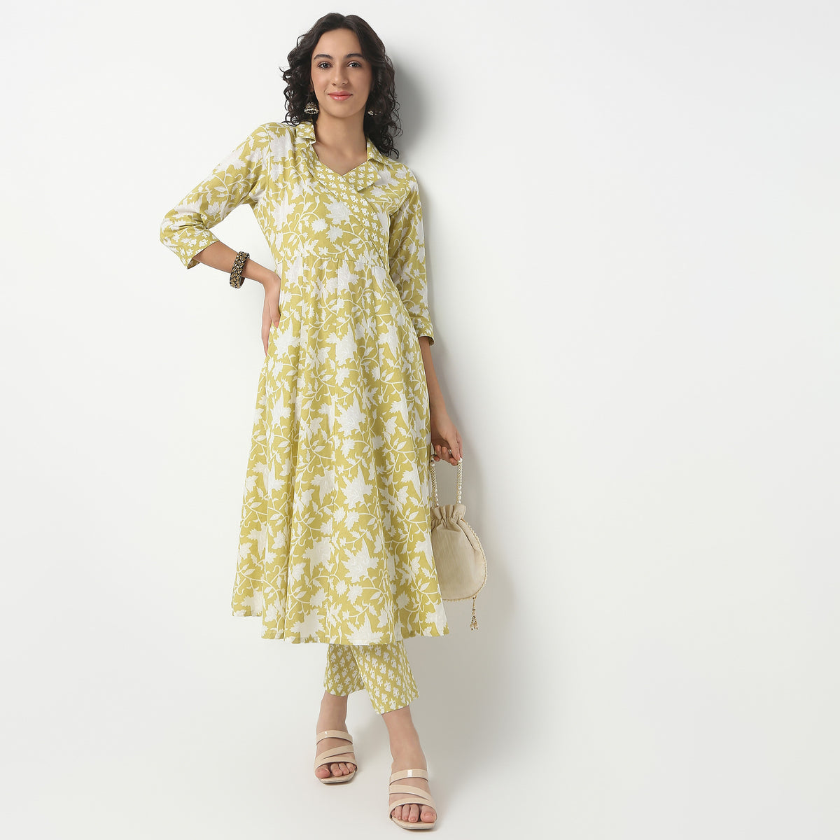 Flare Fit Printed Lapel Collar Kurta with Pant Set