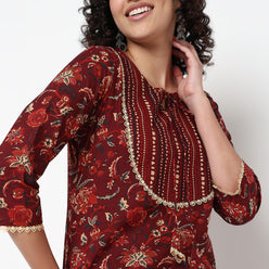 Floral Print Straight Kurta With Pant Set