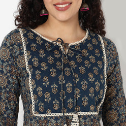 Printed Straight Kurta and Pant Set