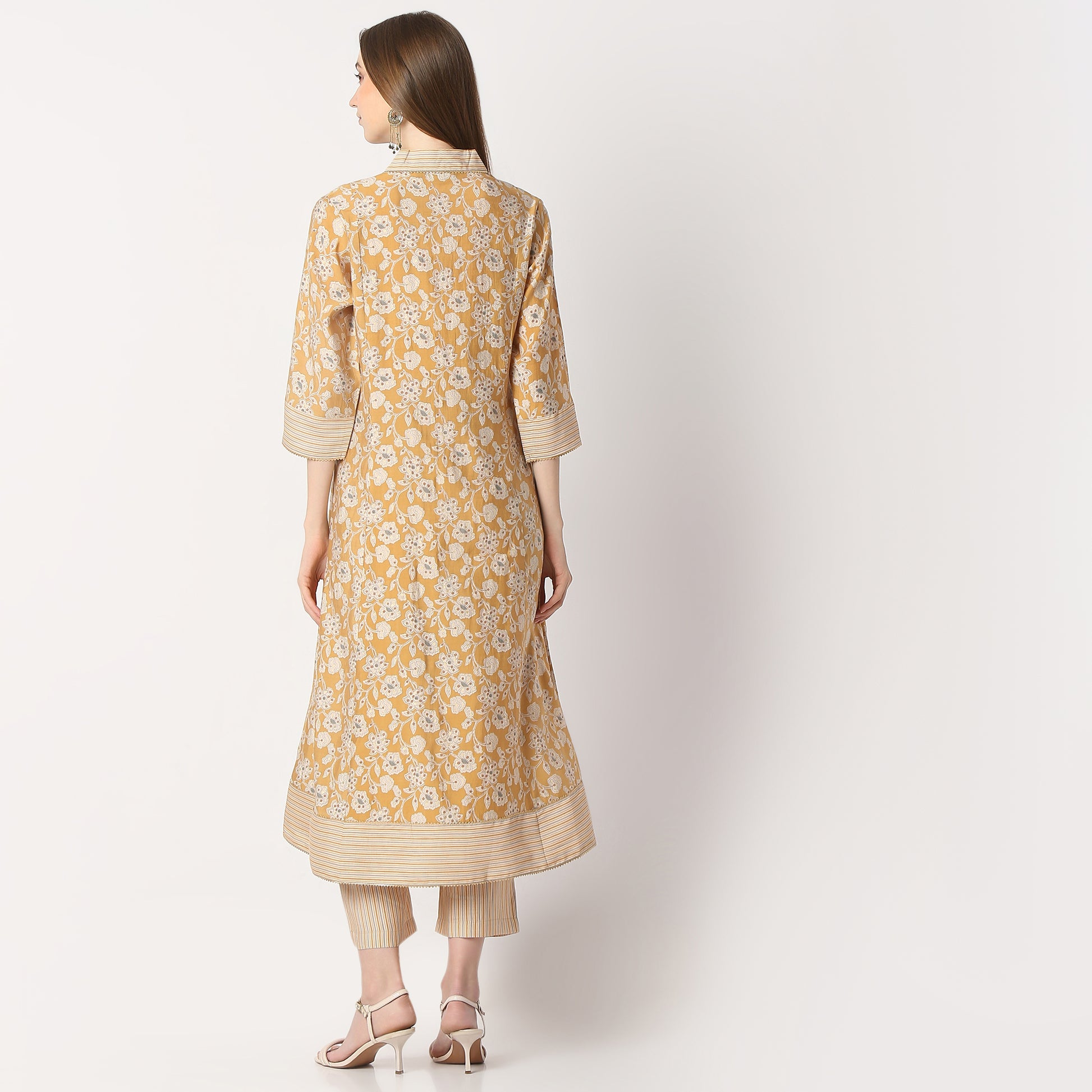 Flare Fit Printed V Neck Kurta with Pant Set