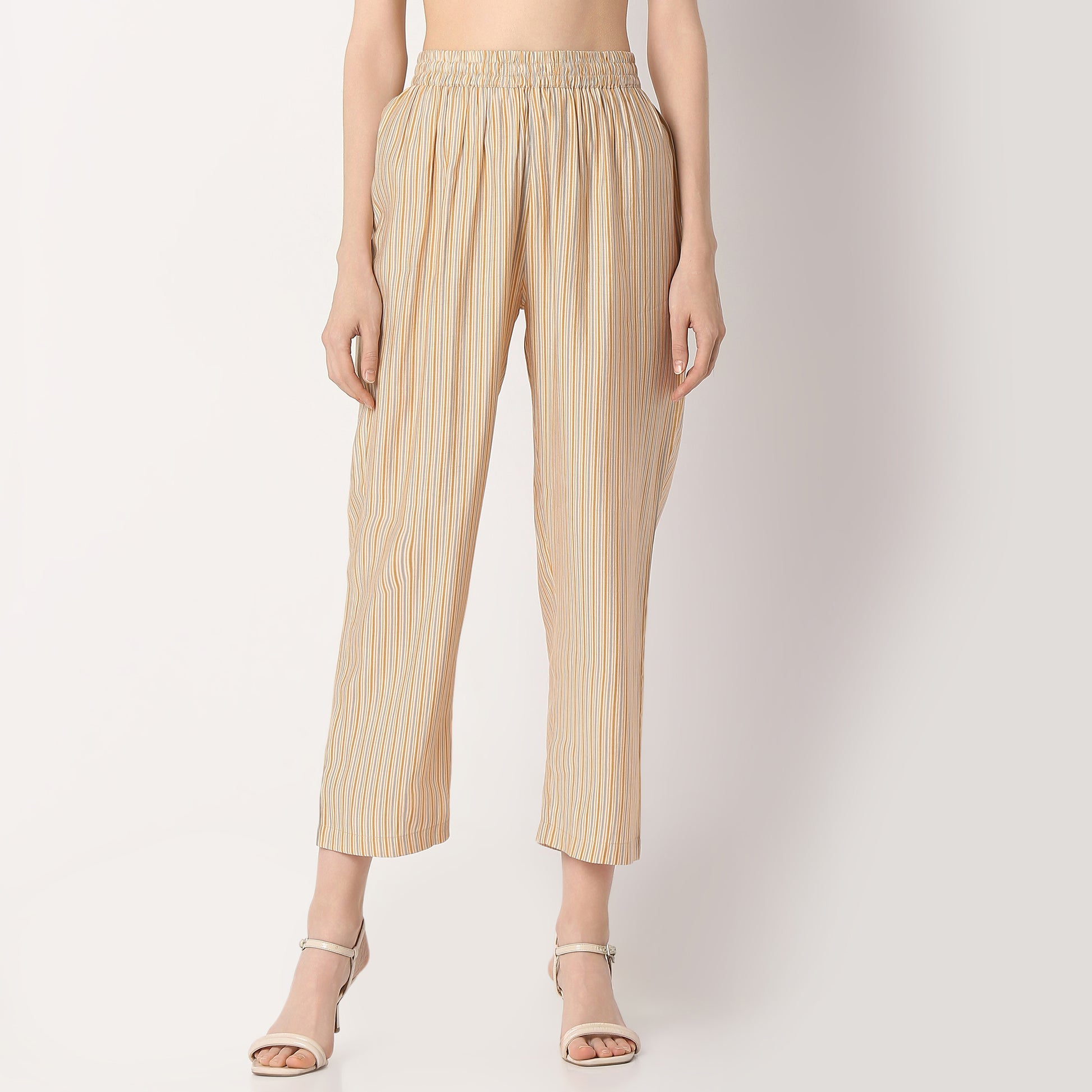 Flare Fit Printed V Neck Kurta with Pant Set