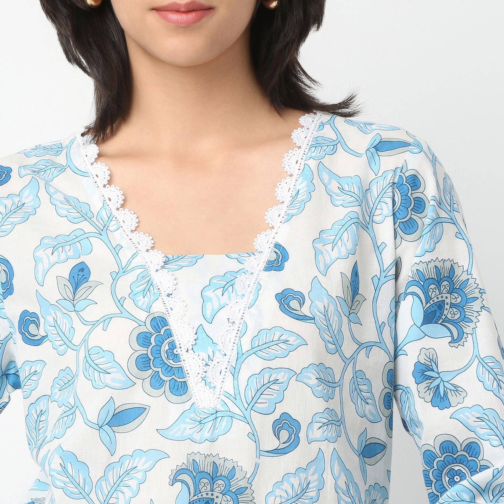 Straight Fit Printed V-Neck Kurta with Pant Set