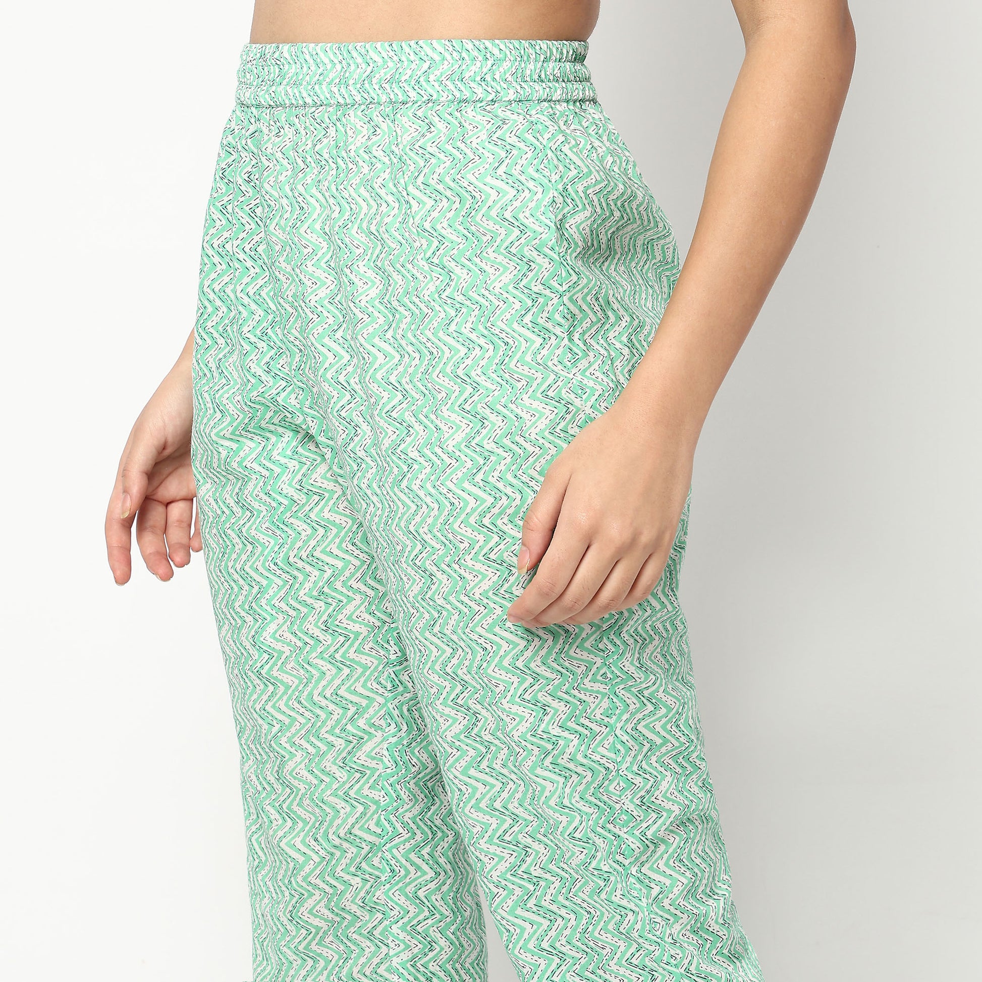 Buy Women Straight Fit Printed Three-Fourth Sleeve Kurta with Pant Set  - Style Union